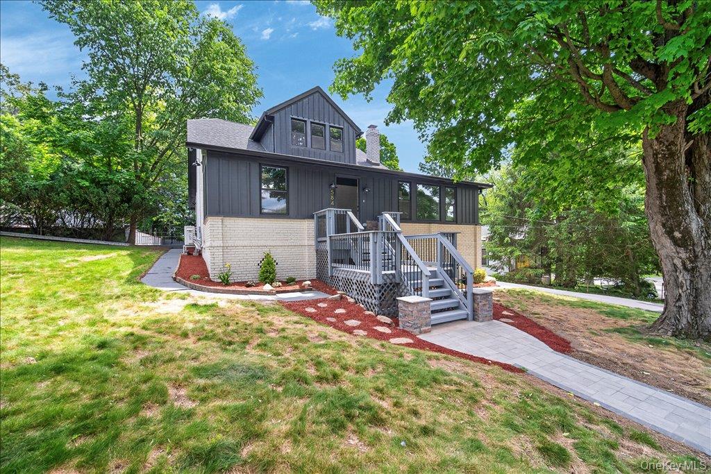 584 Shore Drive Property Photo 2