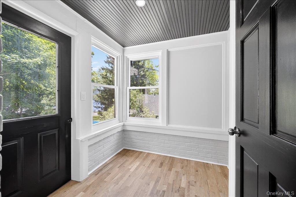 584 Shore Drive Property Photo 19