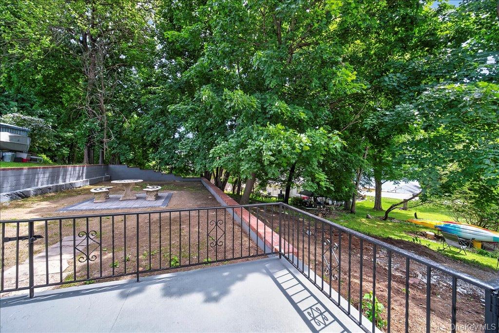 584 Shore Drive Property Photo 31