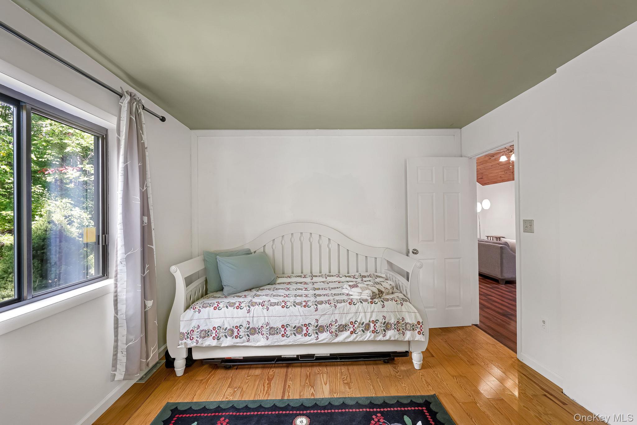 587 Dutch Hill Road Property Photo 11
