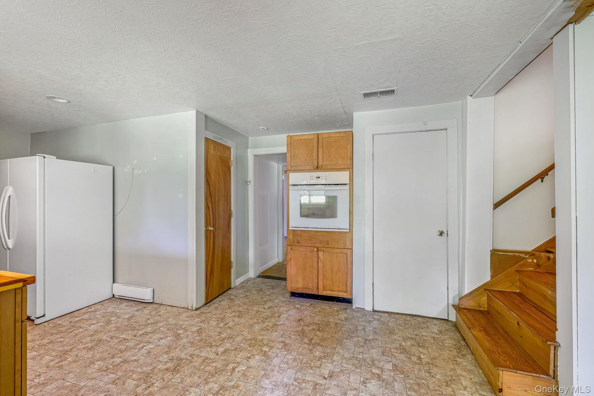 587 Dutch Hill Road Property Photo 20