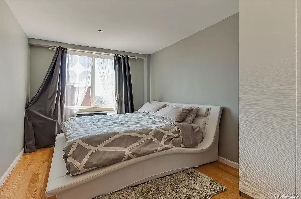 63-14 Queens Boulevard 8h Property Photo 3
