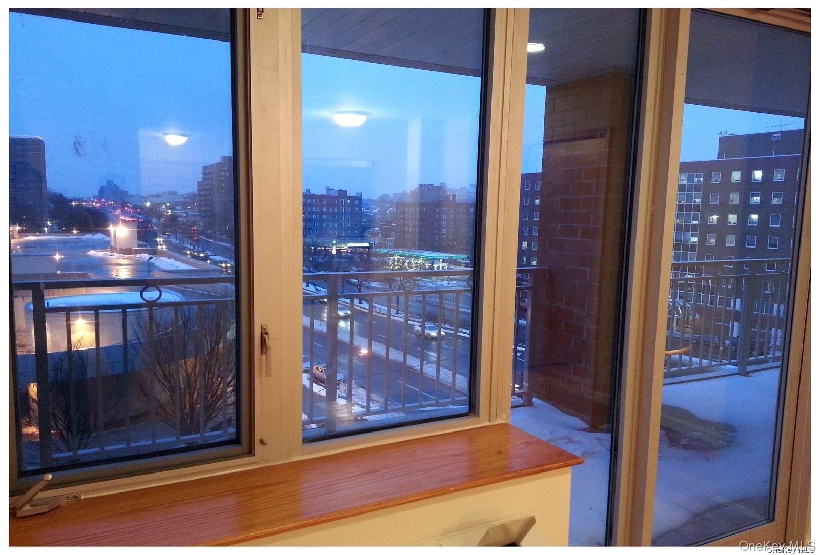 63-14 Queens Boulevard 8h Property Photo 6