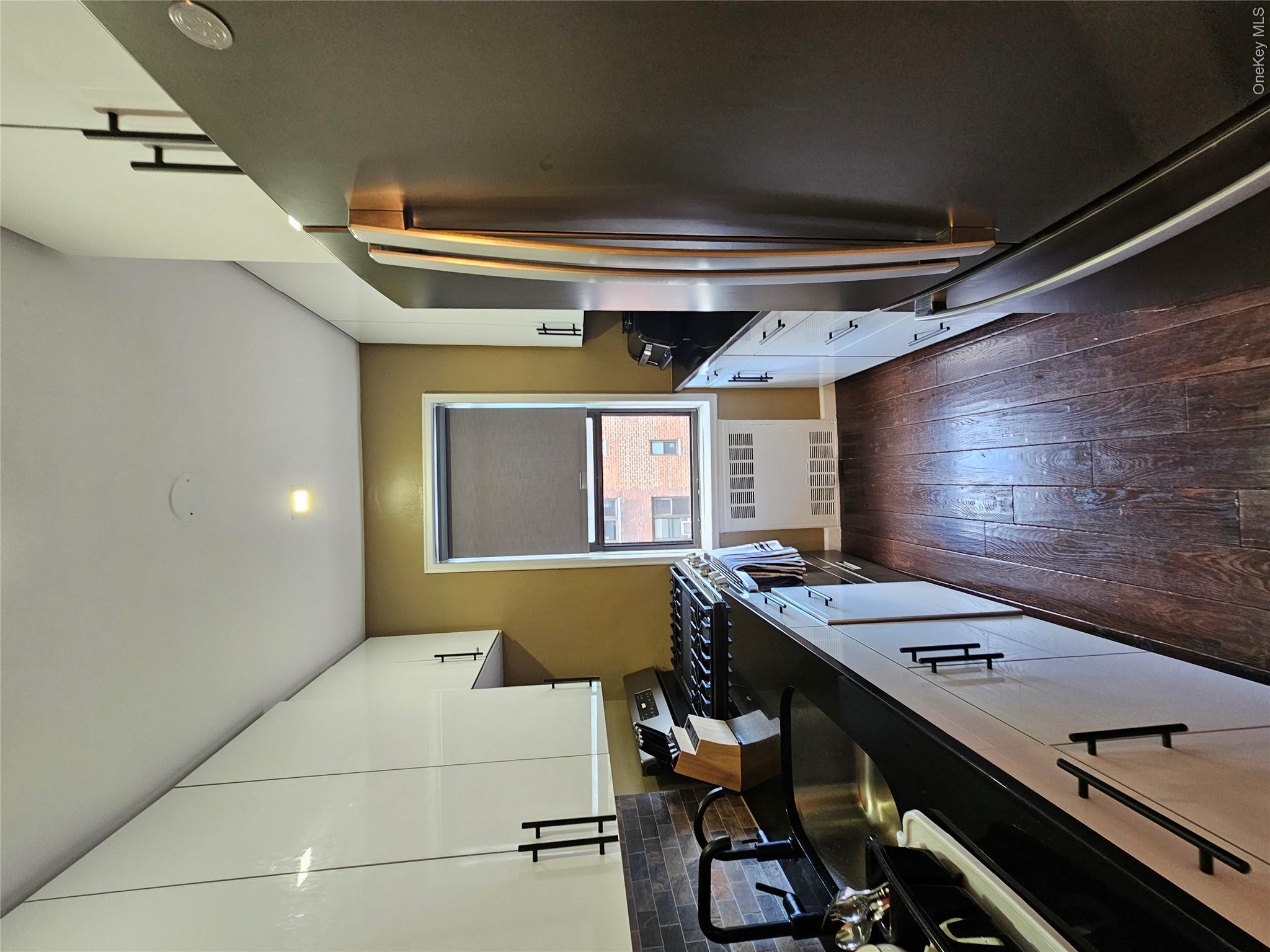 1 Fisher Drive 607 Property Photo 13