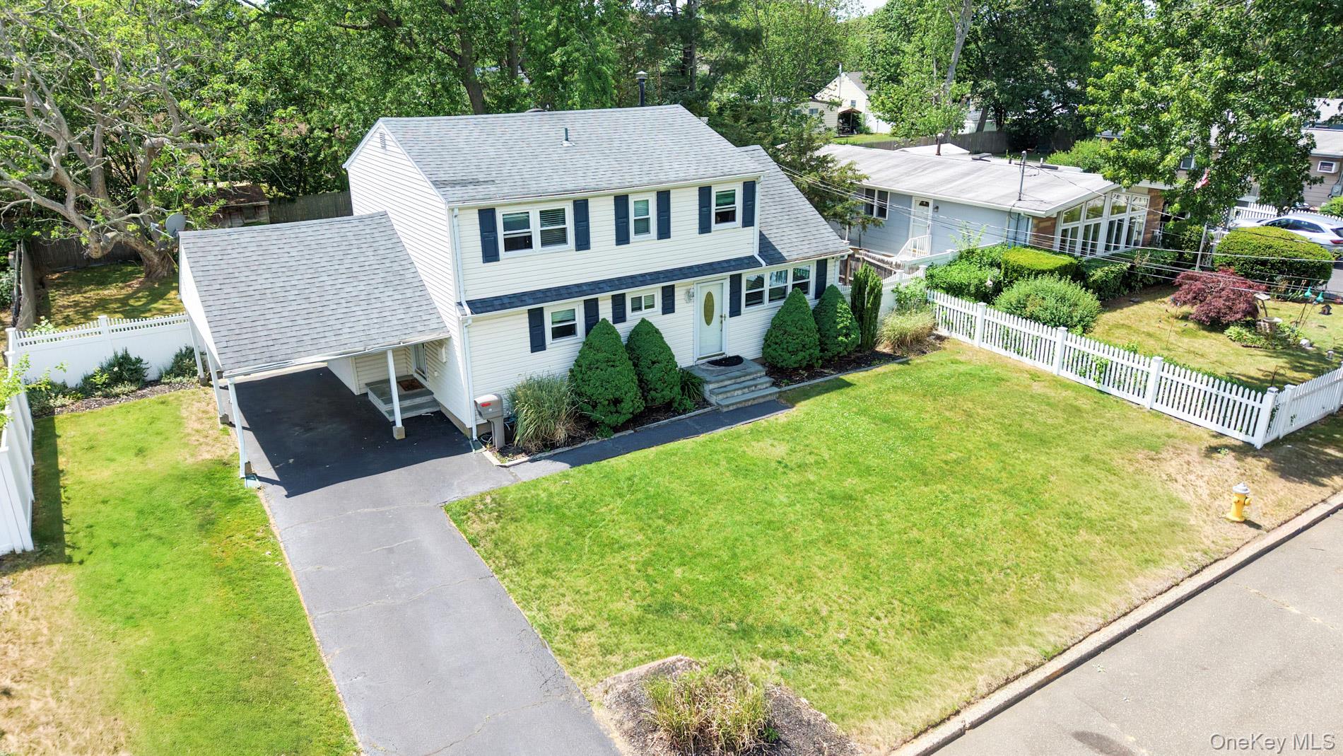 19 Midday Drive Property Photo 3