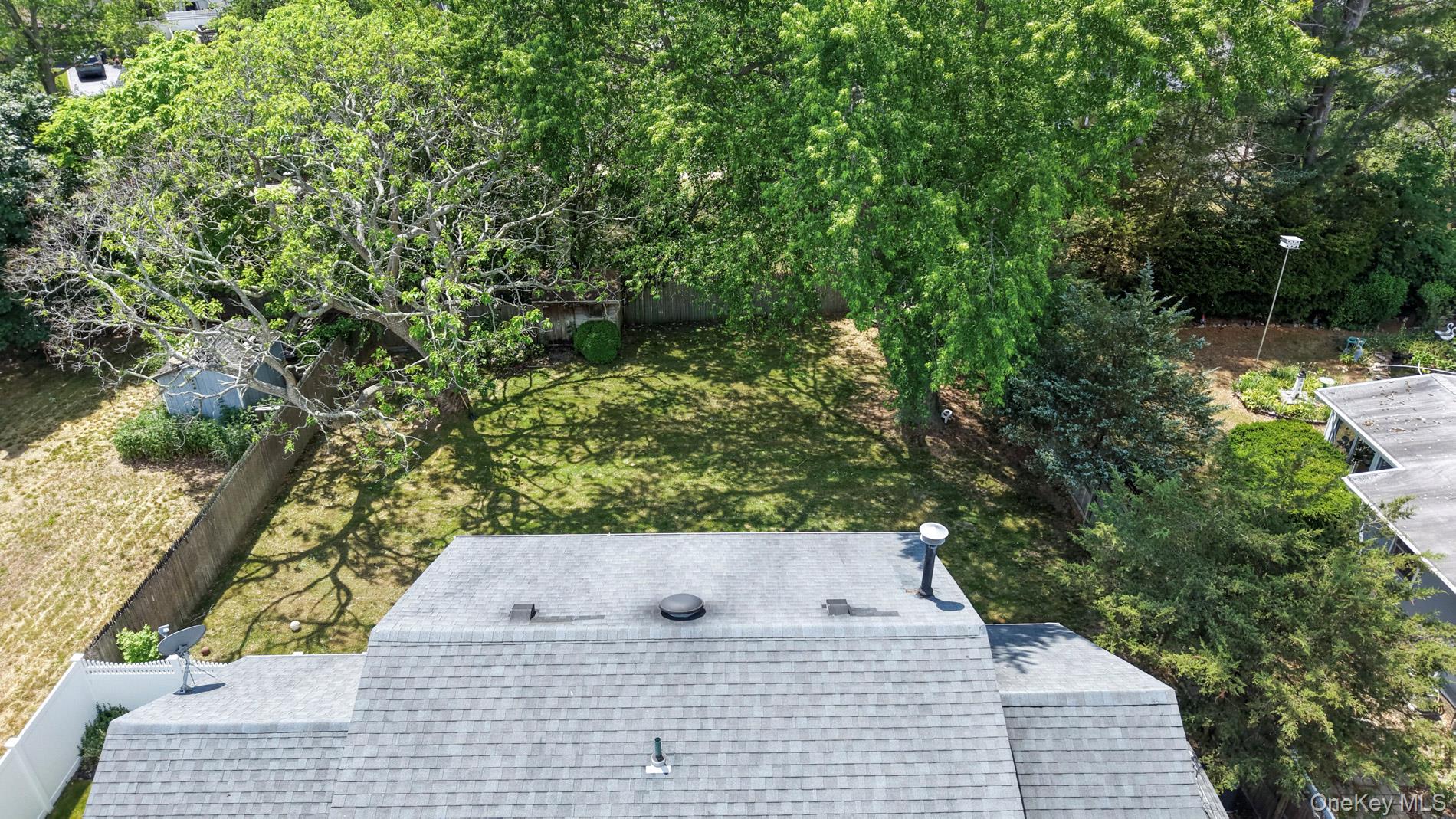 19 Midday Drive Property Photo 6