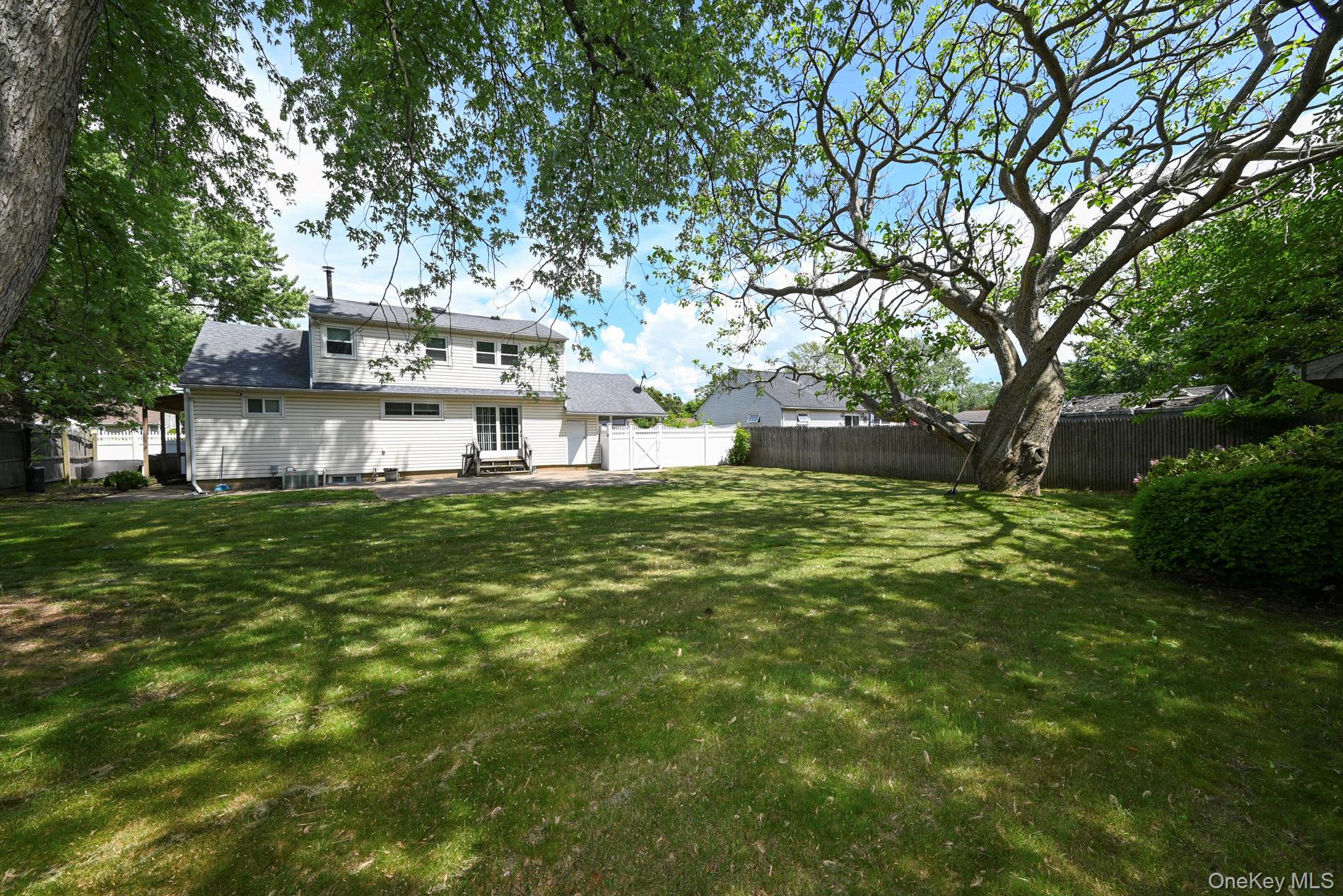 19 Midday Drive Property Photo 10