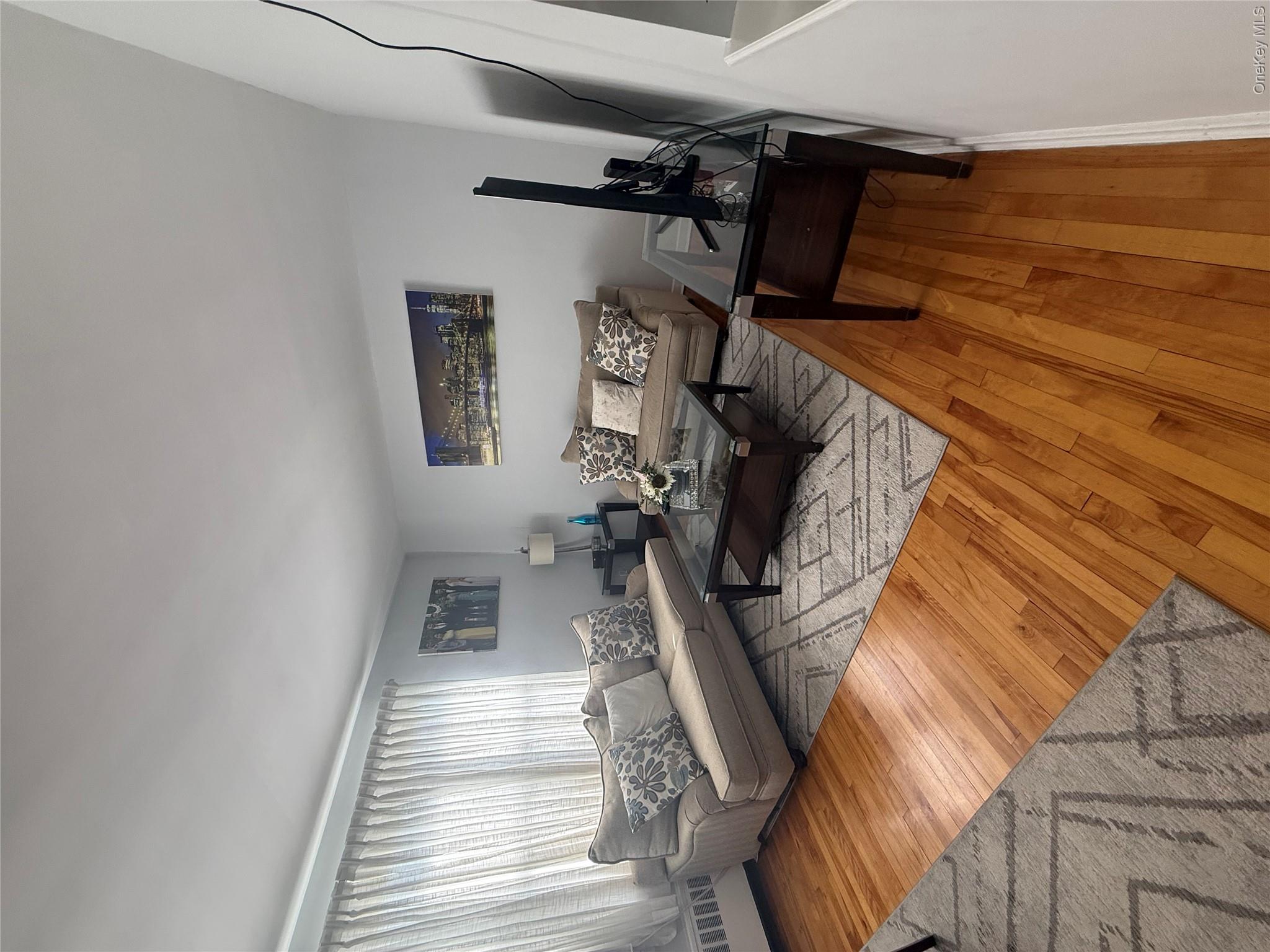 42 Winchester Avenue 2a Property Photo 8