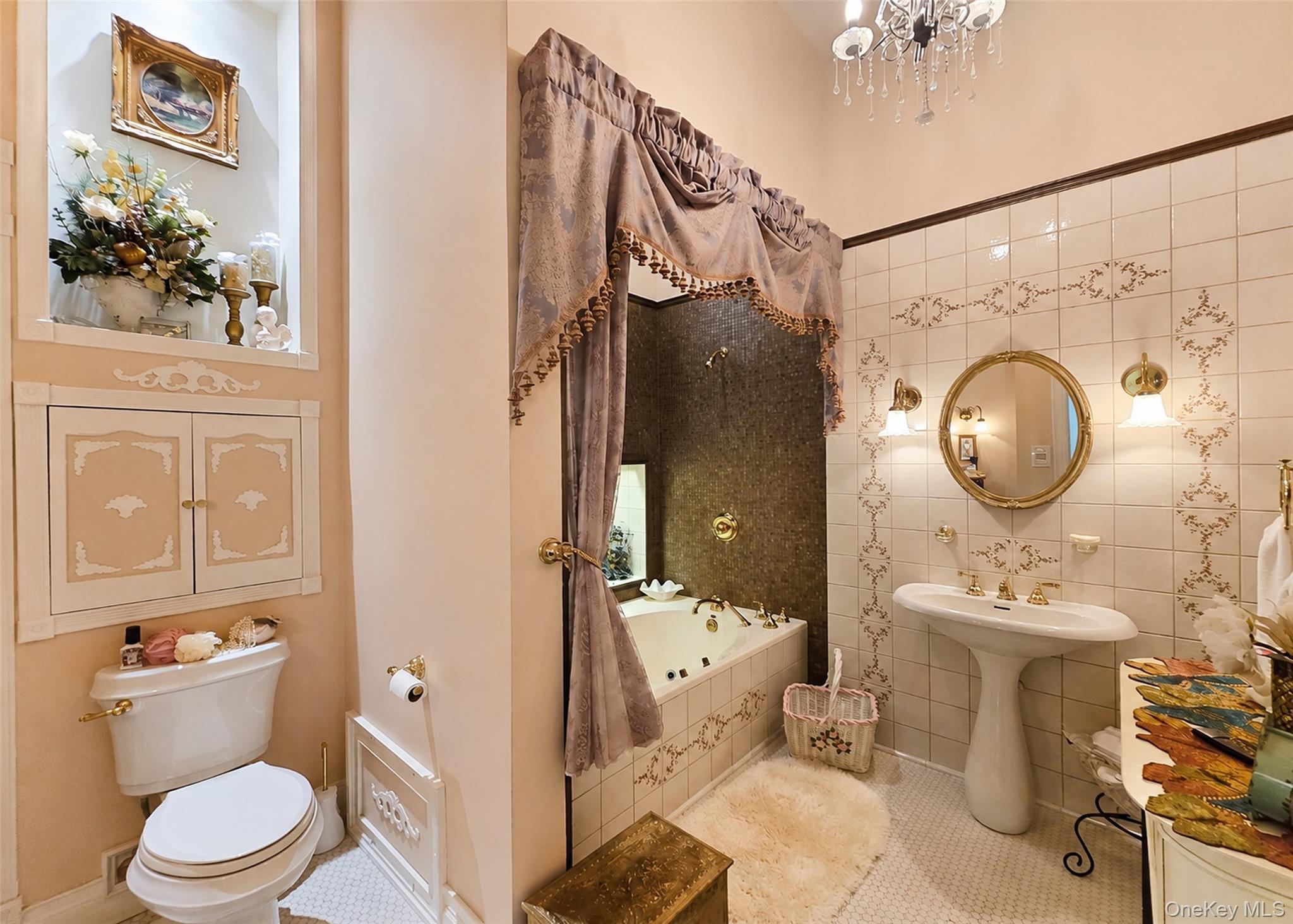 6 Naybor Avenue Property Photo 18