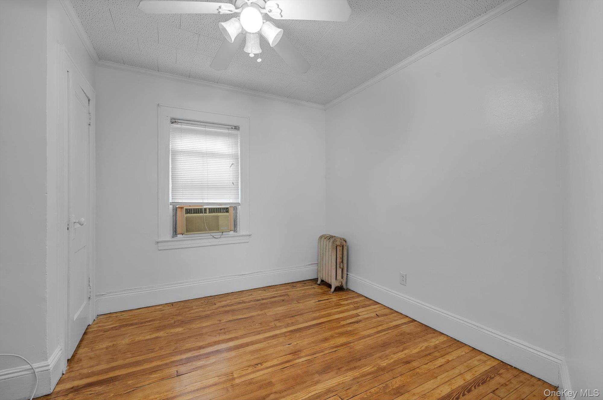 225-13 95th Avenue Property Photo 12