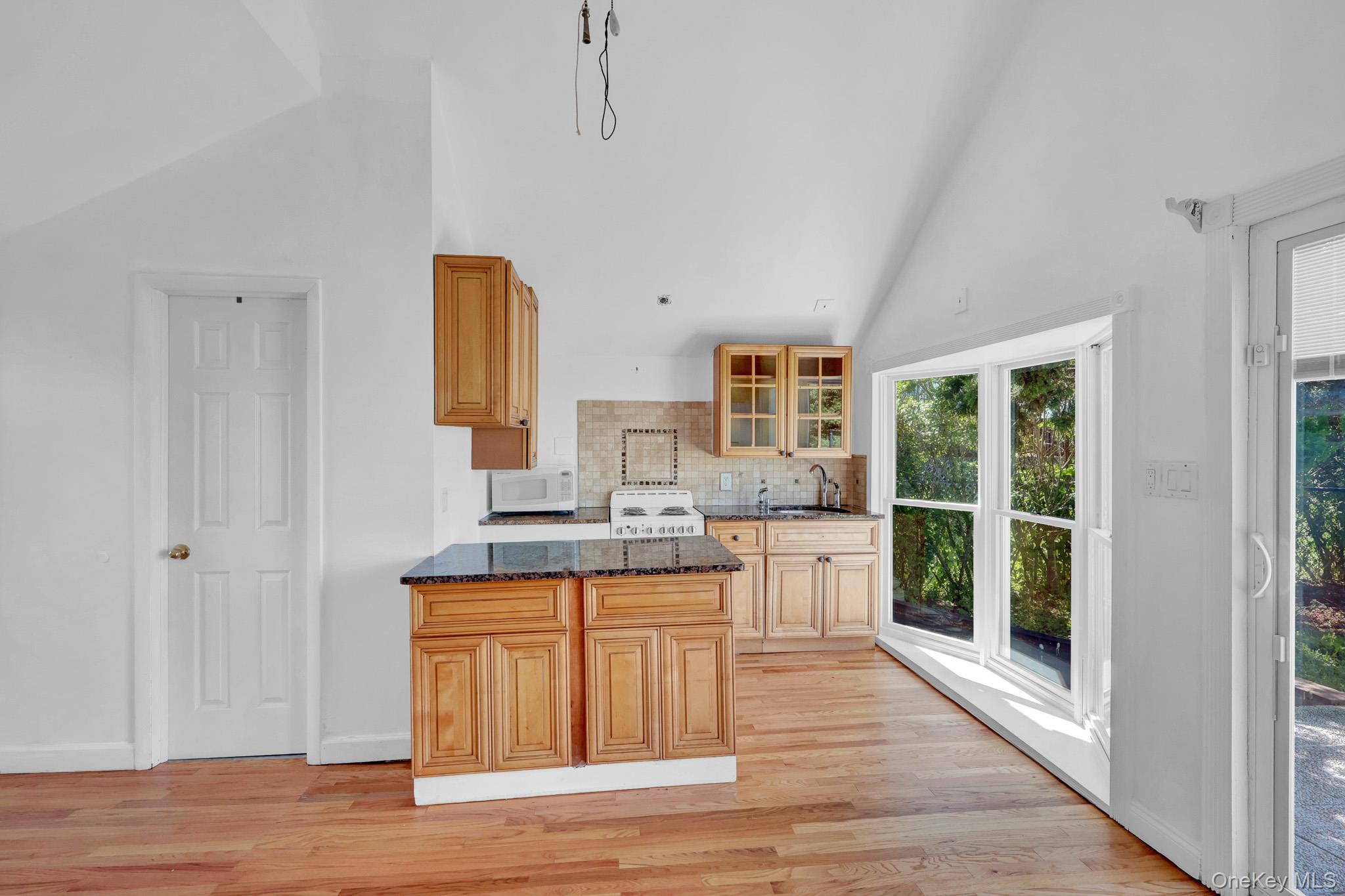 6 Last Lane Property Photo 26