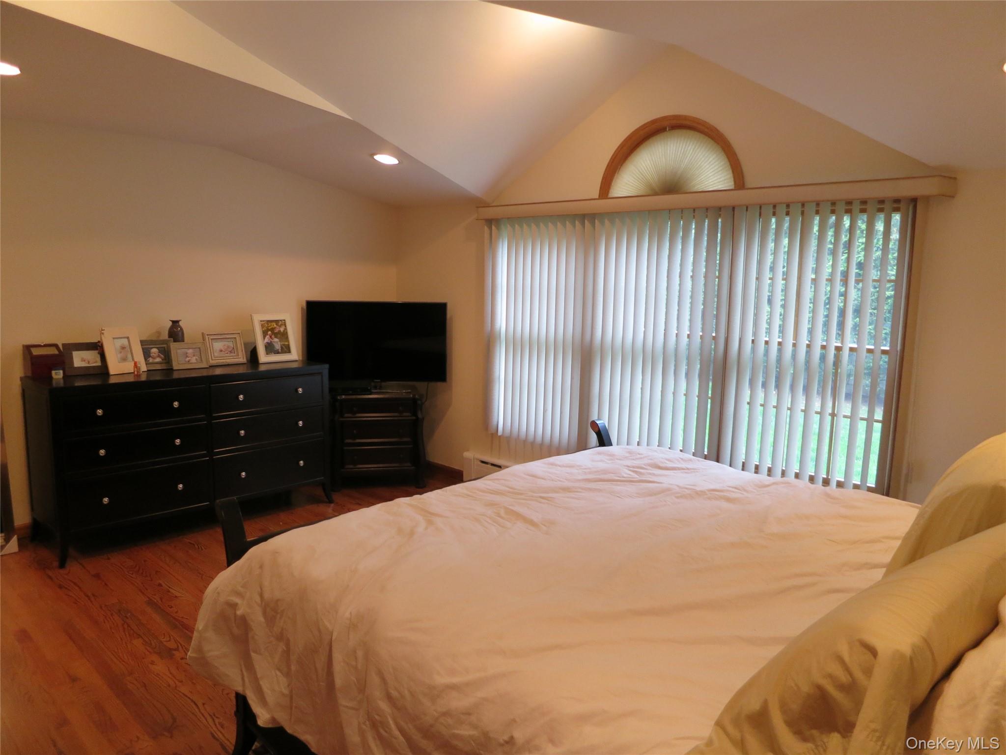 100 Rockywood Road Property Photo 11