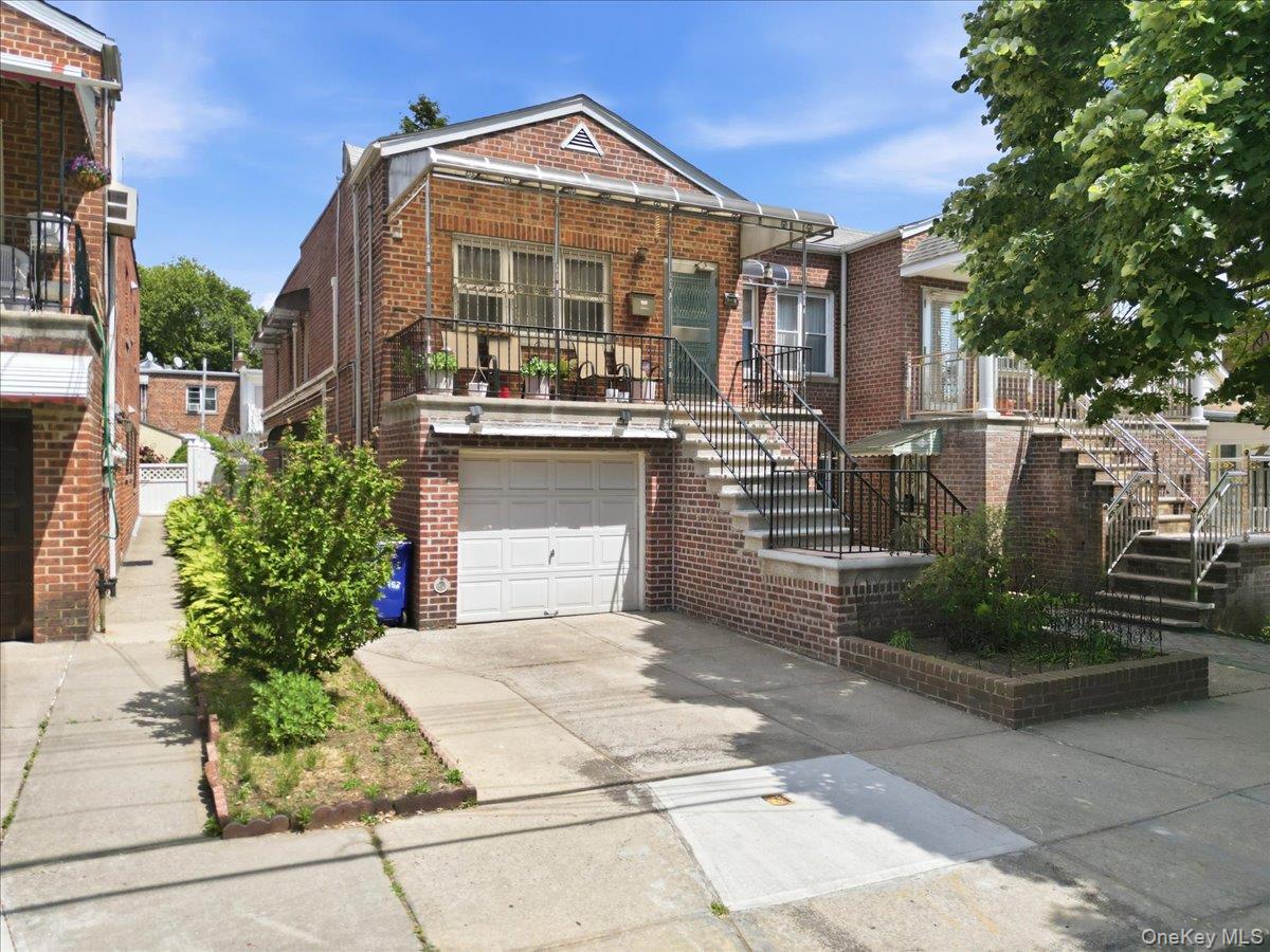 2752 Fish Avenue Property Photo 1