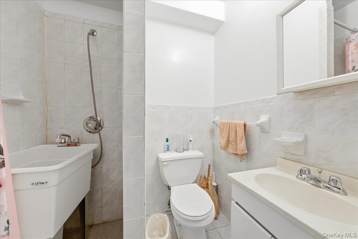 2752 Fish Avenue Property Photo 24