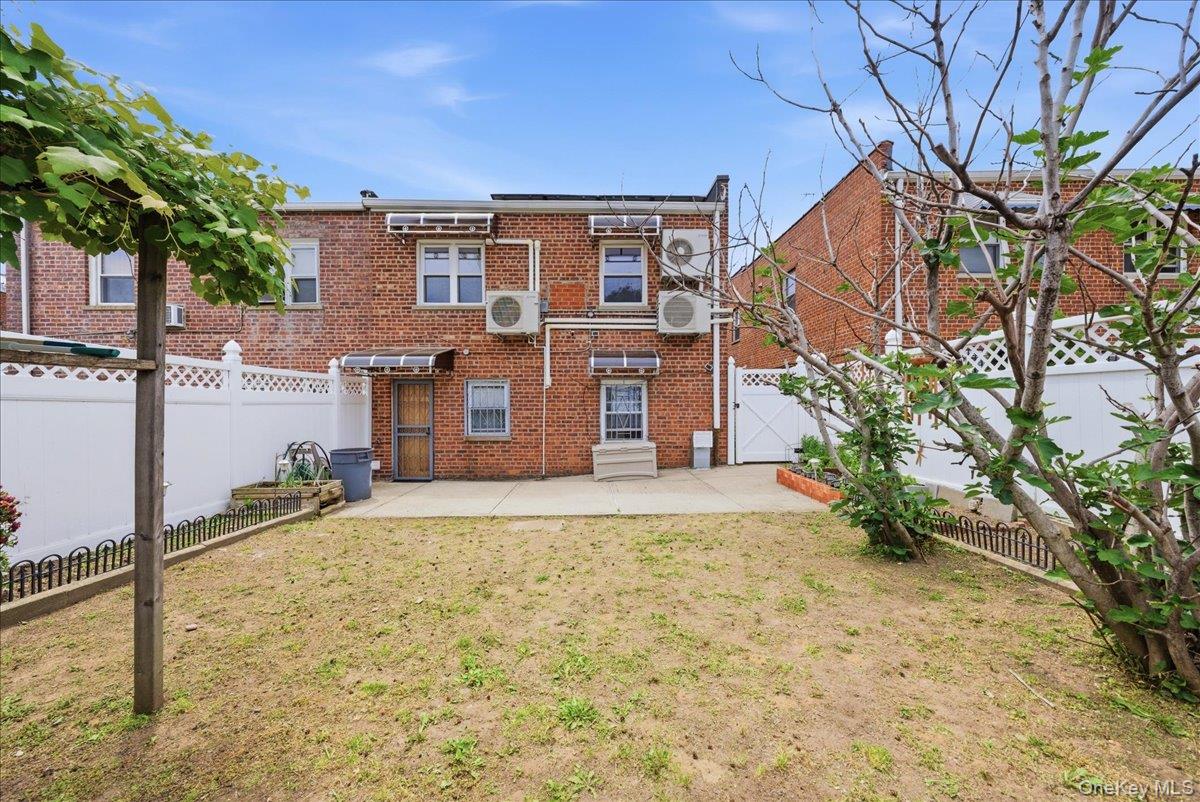 2752 Fish Avenue Property Photo 27