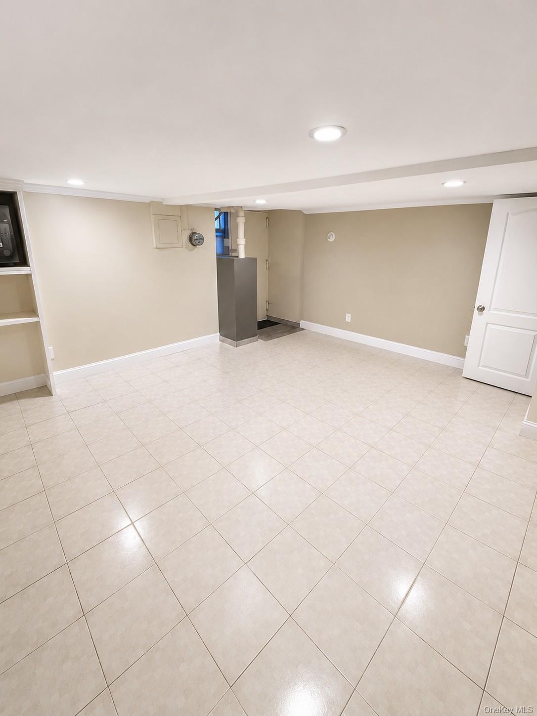 35-34 31st Street Property Photo 13