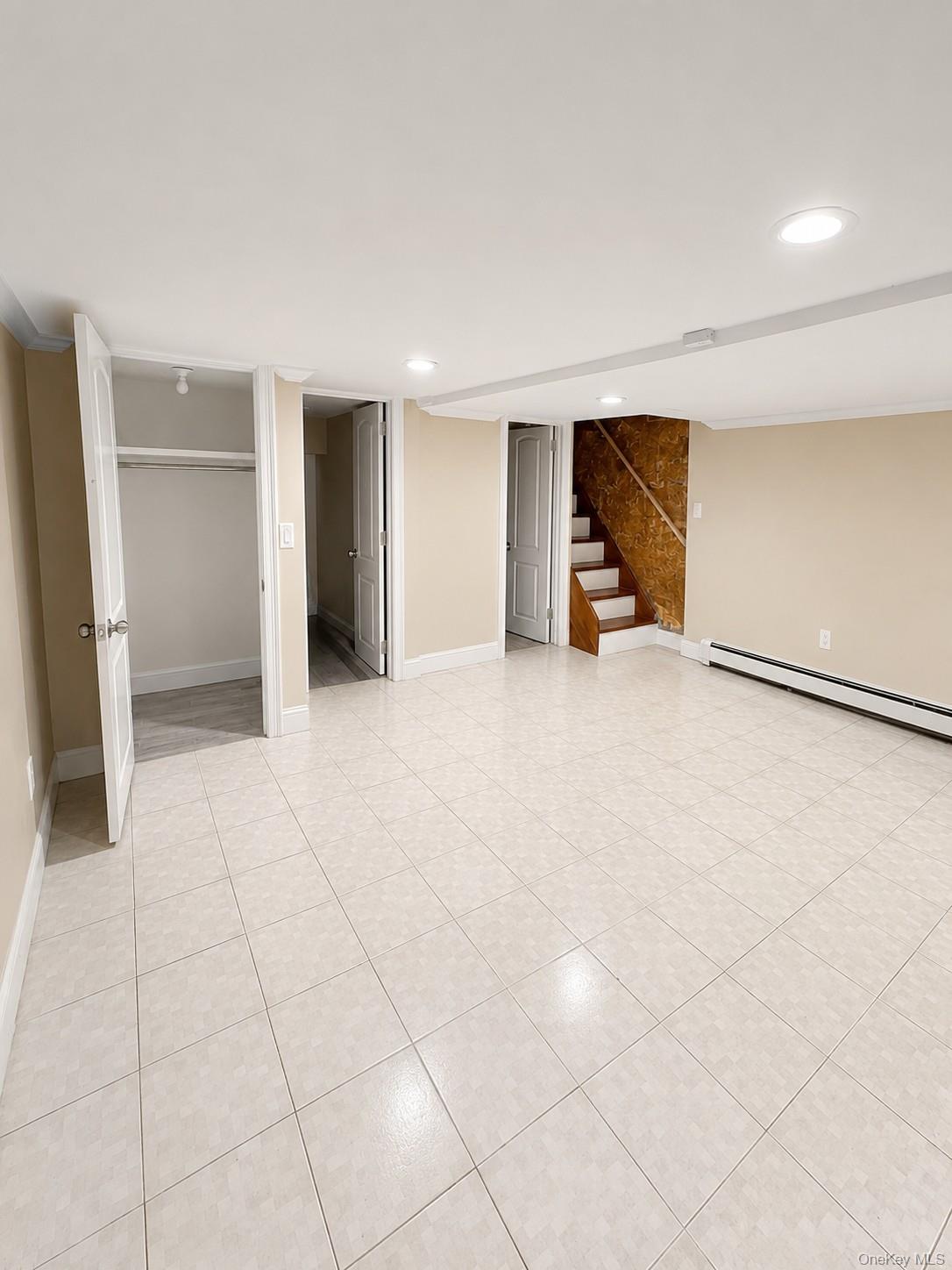 35-34 31st Street Property Photo 14