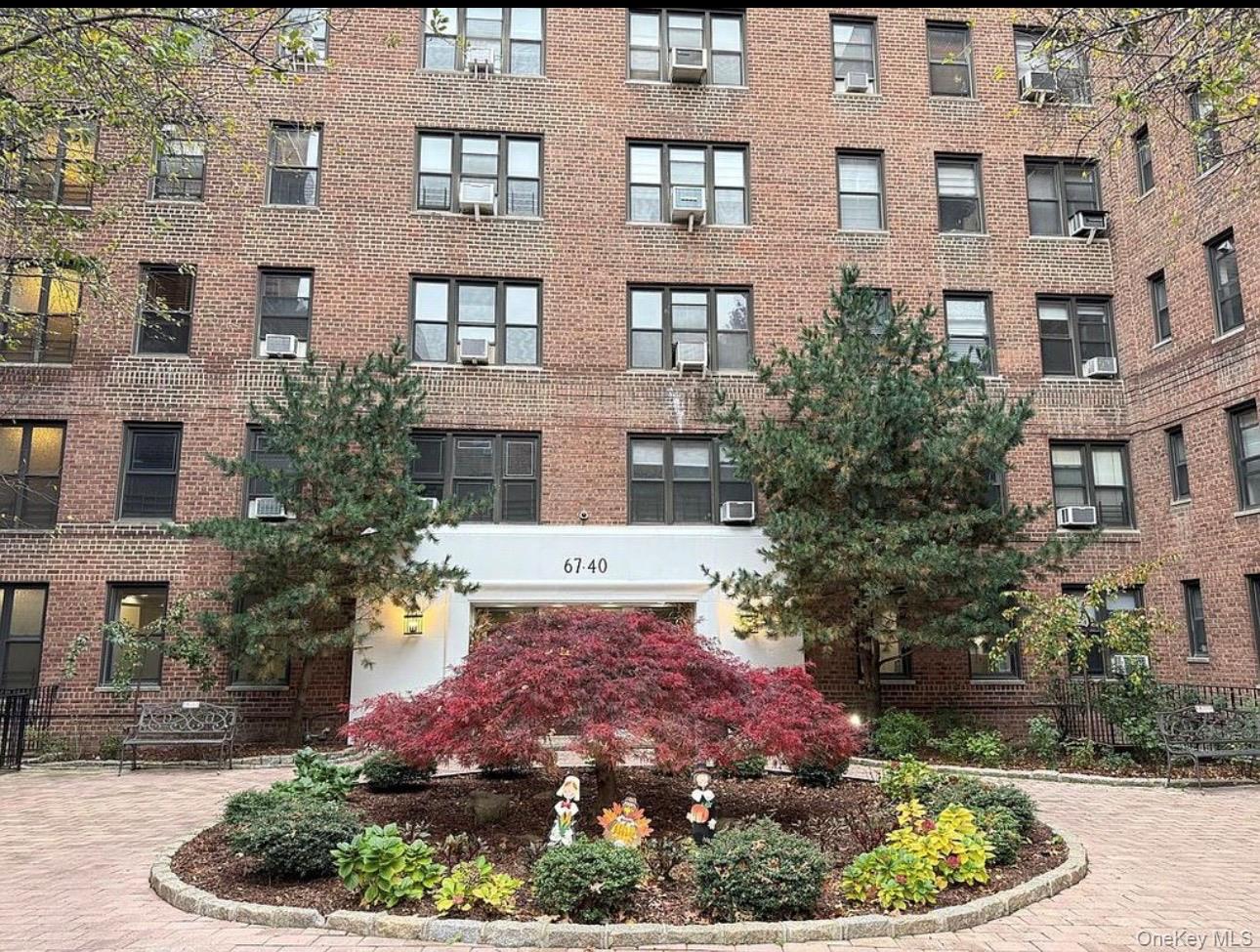 67-40 Yellowstone Boulevard 6L Property Photo 1