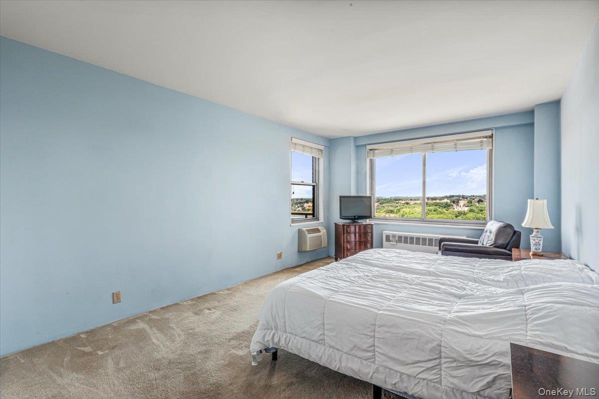 220-55 46th Avenue 12e Property Photo 11
