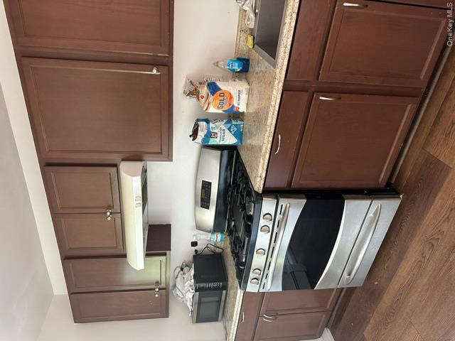 92 Center Street Property Photo 3