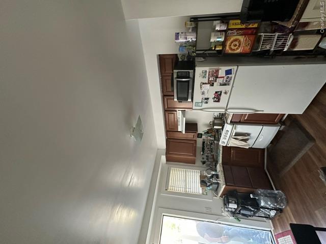 92 Center Street Property Photo 16