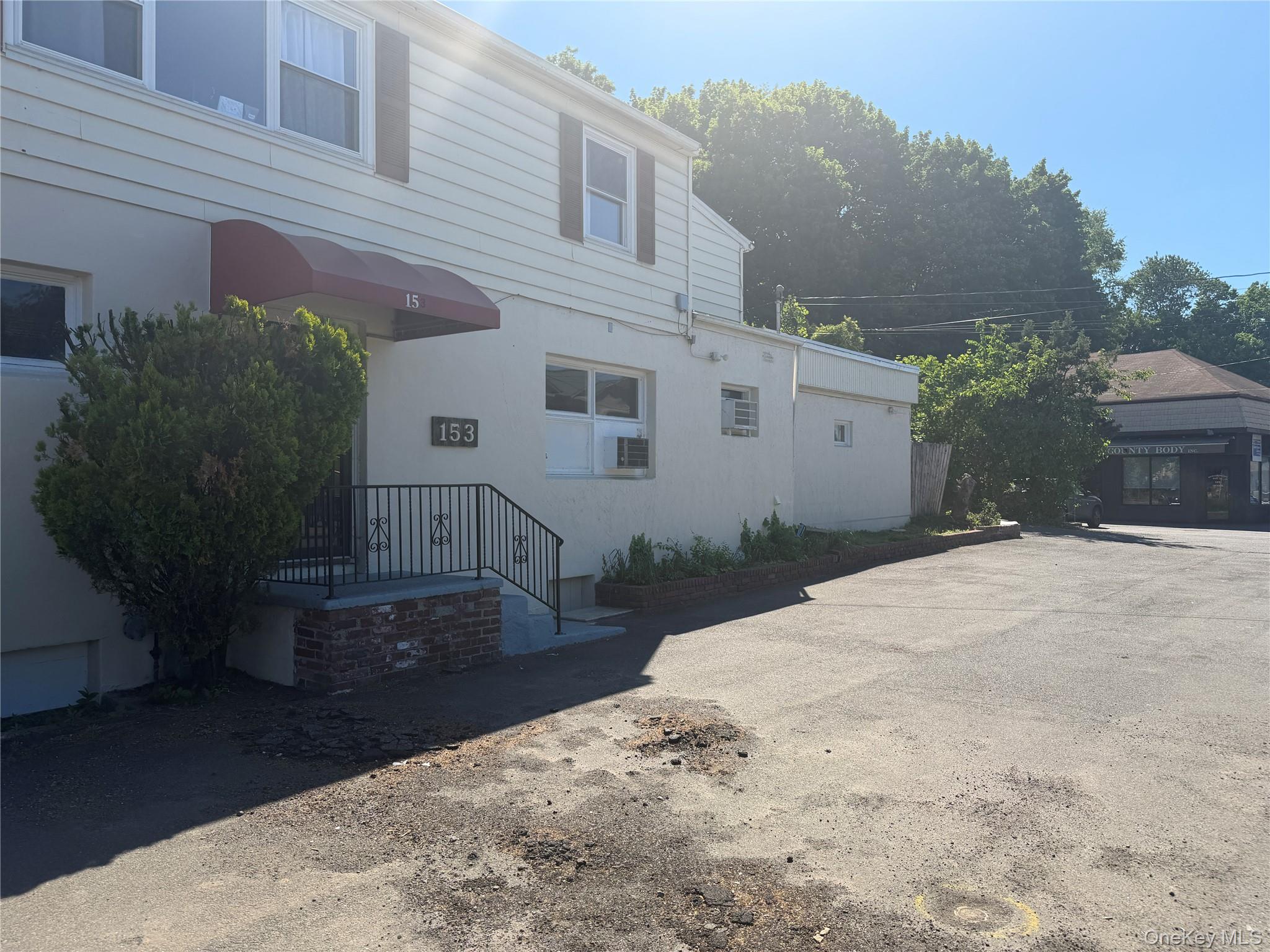 153 Route 9w Property Photo 3