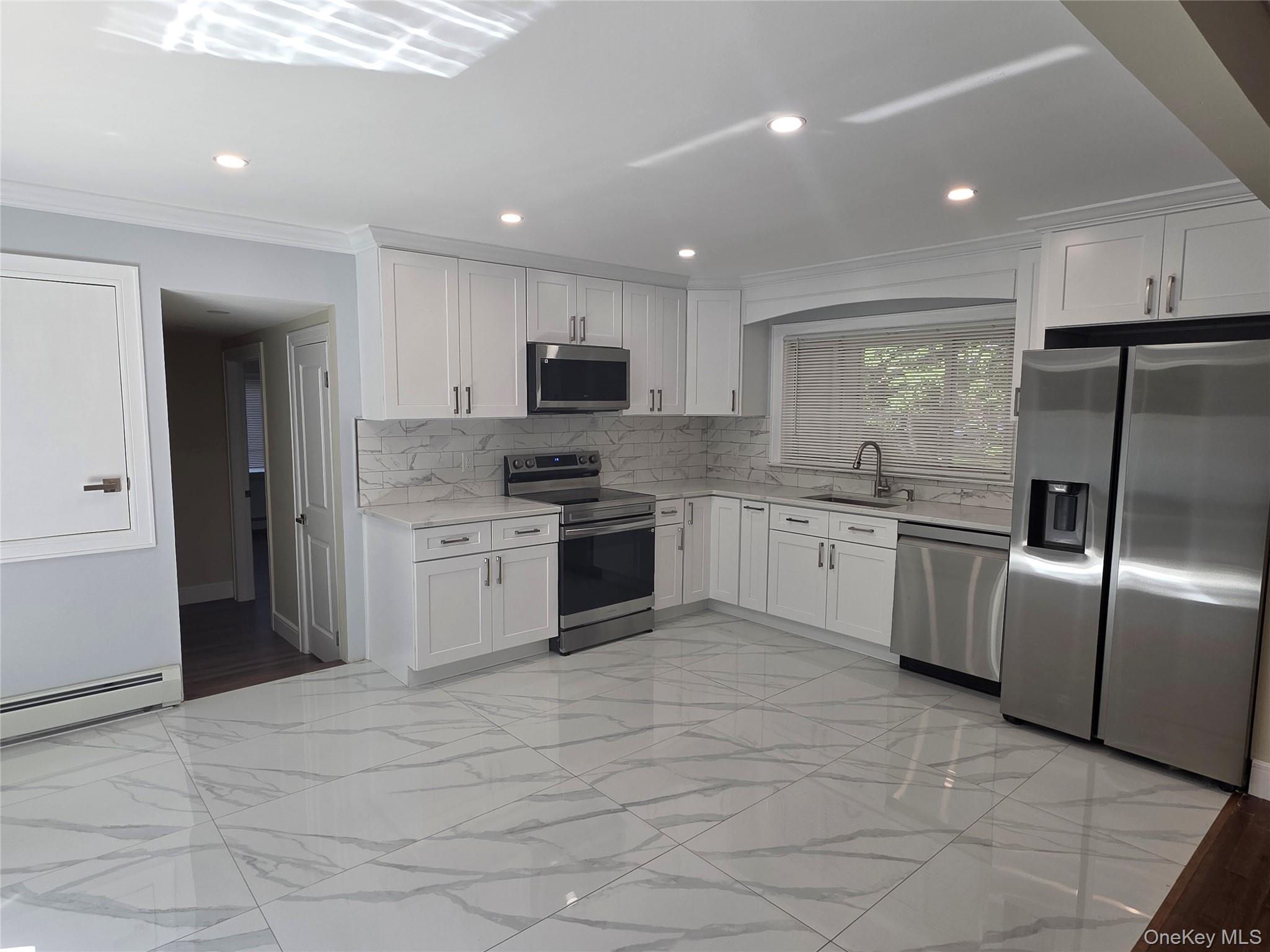 7 Roosevelt Avenue Property Photo 4