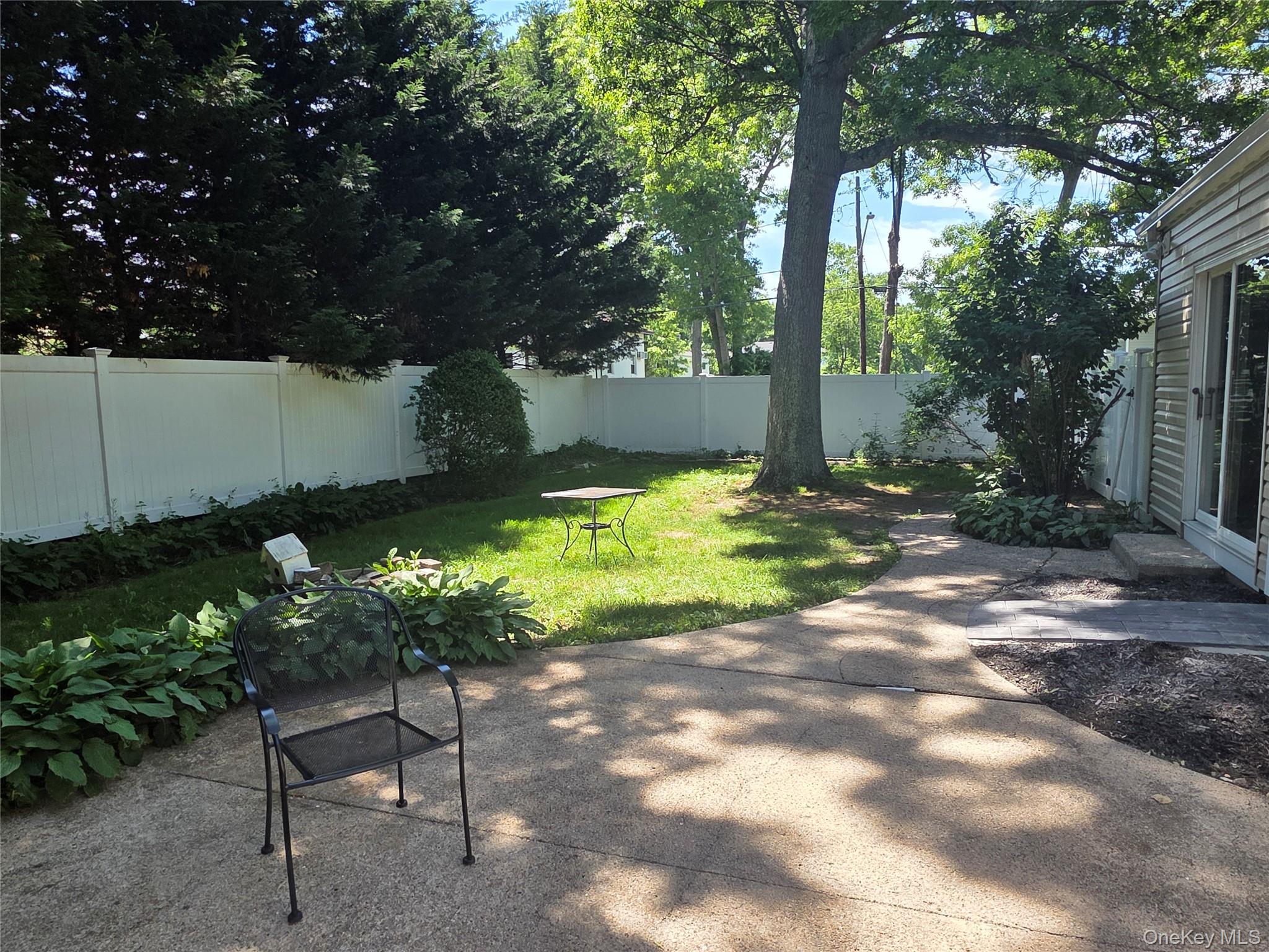 7 Roosevelt Avenue Property Photo 16