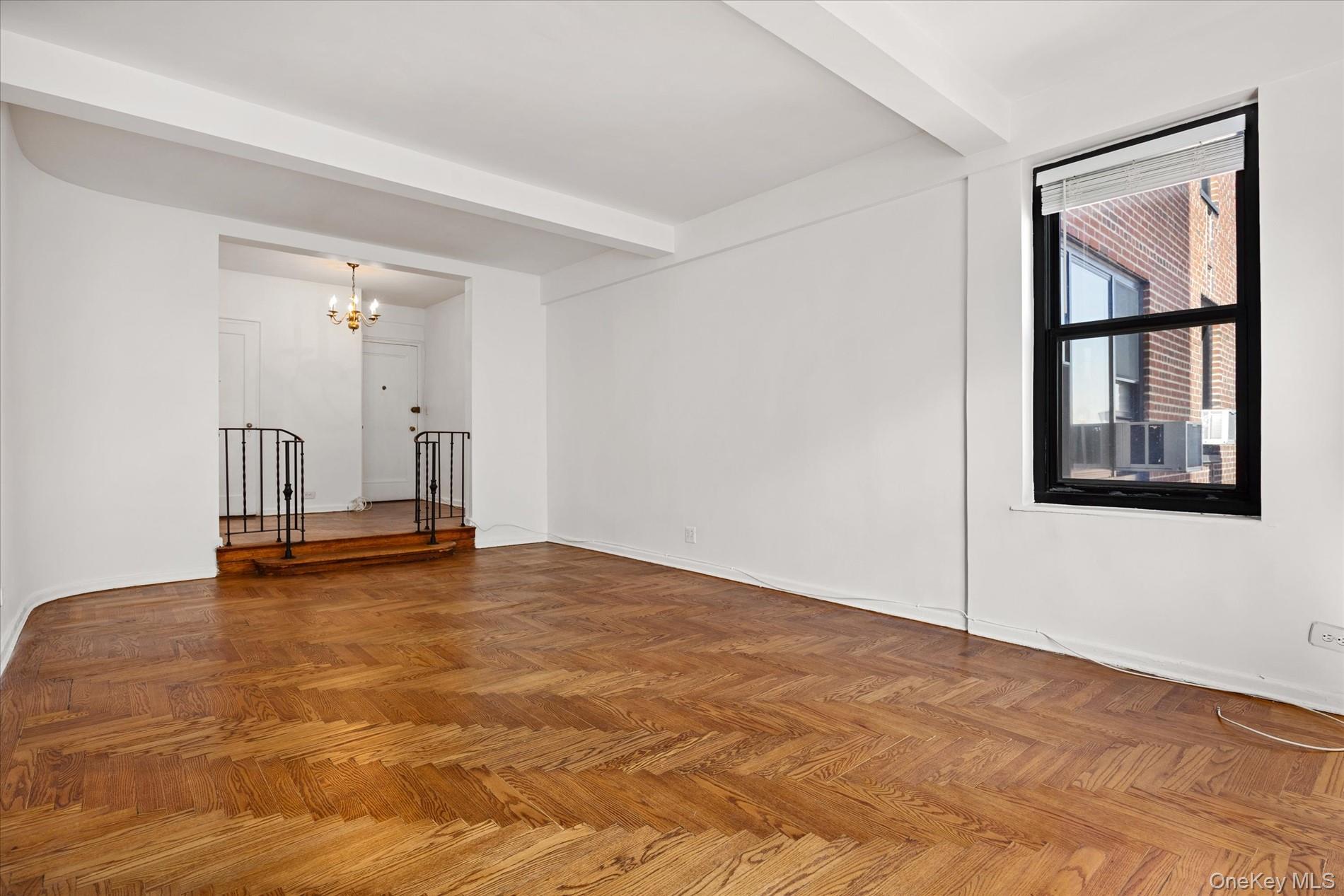 70 Park Terrace West E40 Property Photo 3
