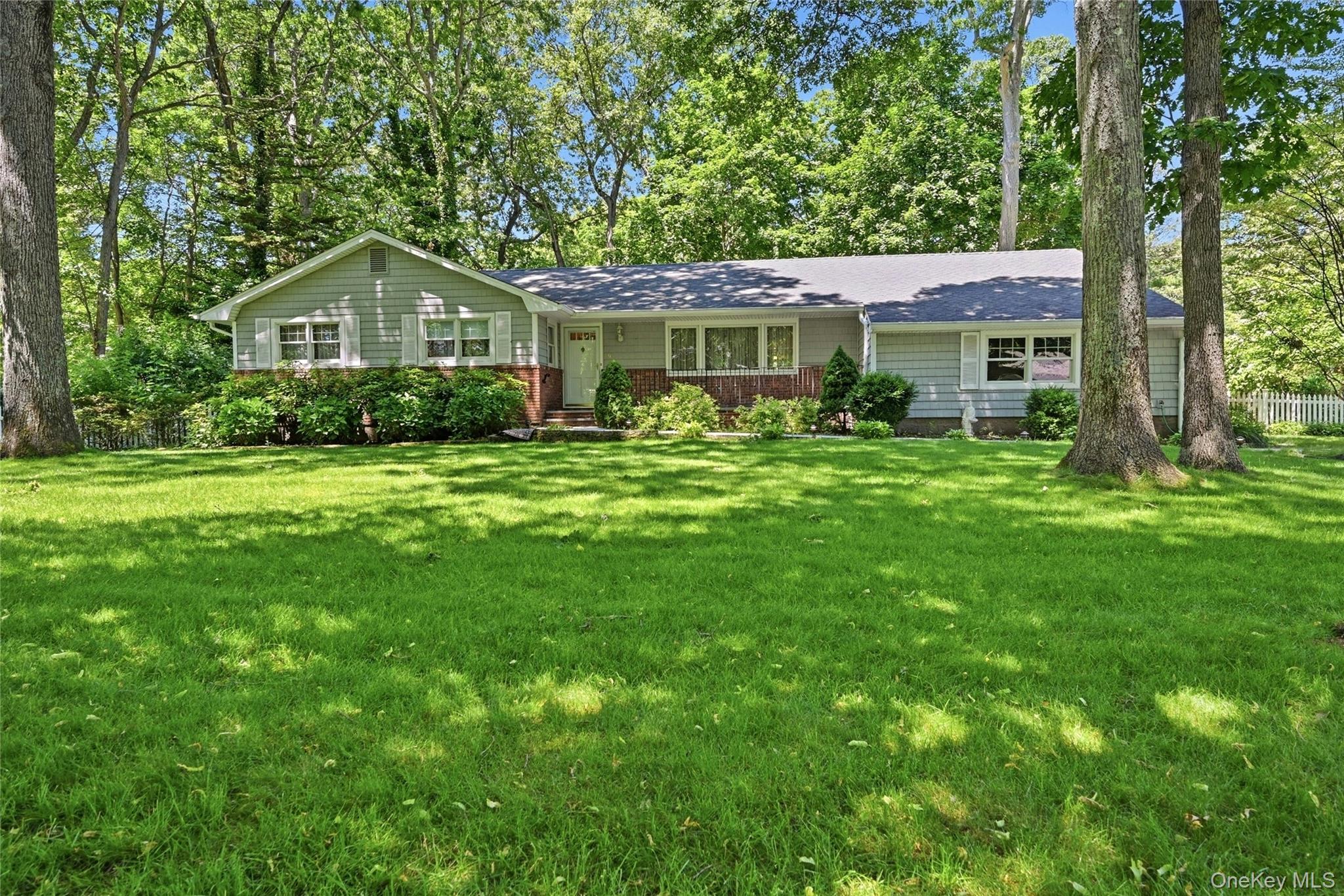 34 Bolan Drive Property Photo 4