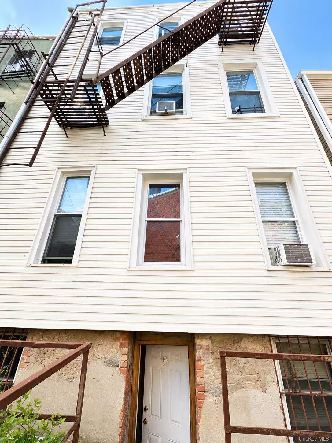 726 Prospect Avenue Property Photo 2
