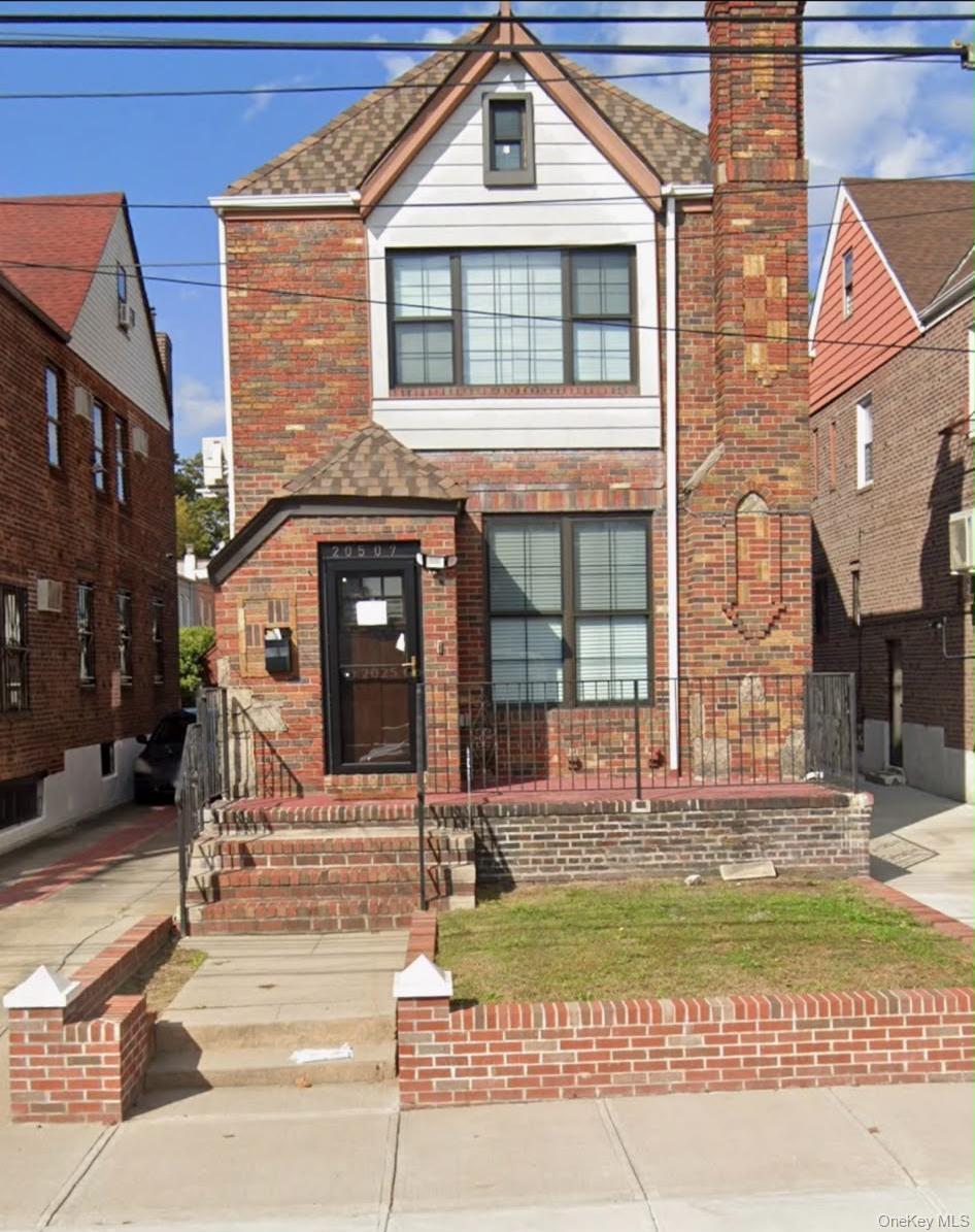 20507 Murdock Avenue Property Photo 1
