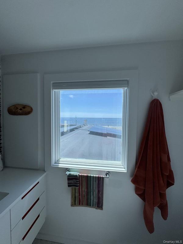 61 Evergreen Avenue Property Photo 10