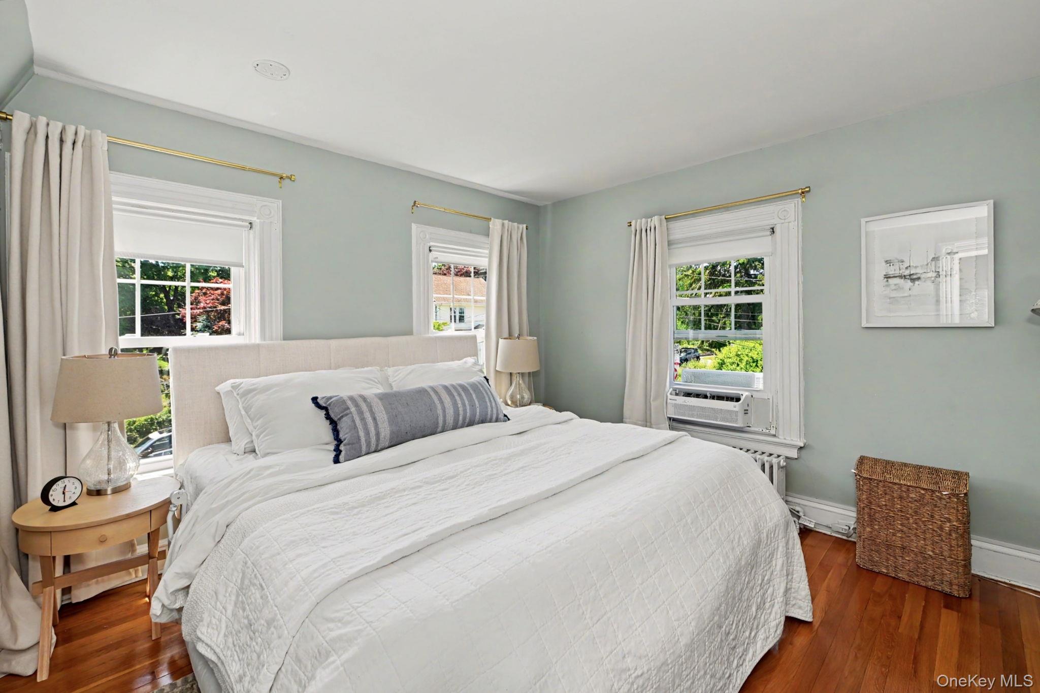 80 Leonard Street Property Photo 21