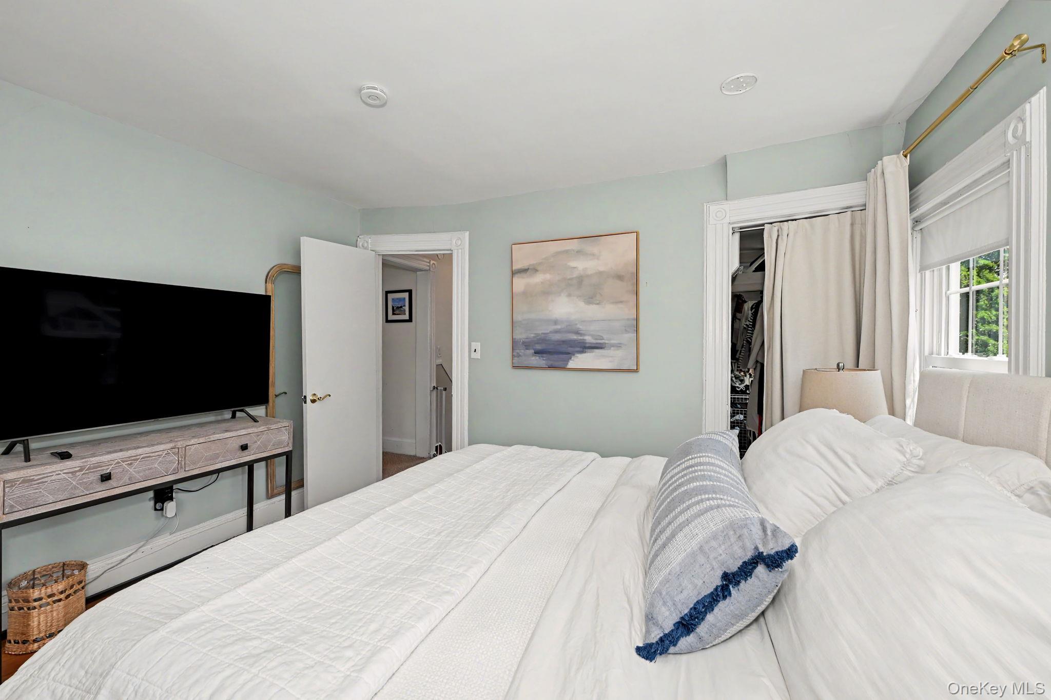 80 Leonard Street Property Photo 23