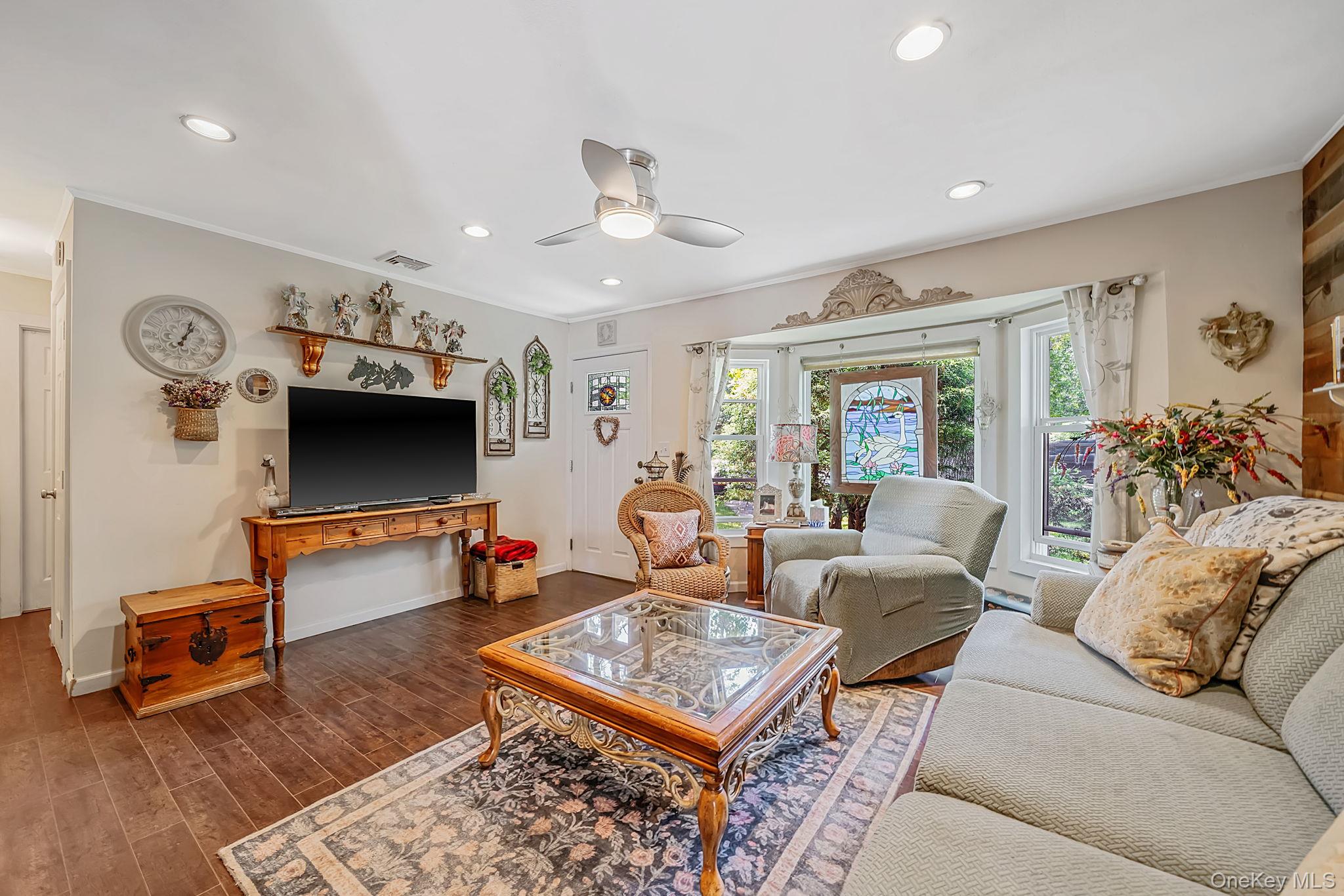 58 Royal Avenue Property Photo 5