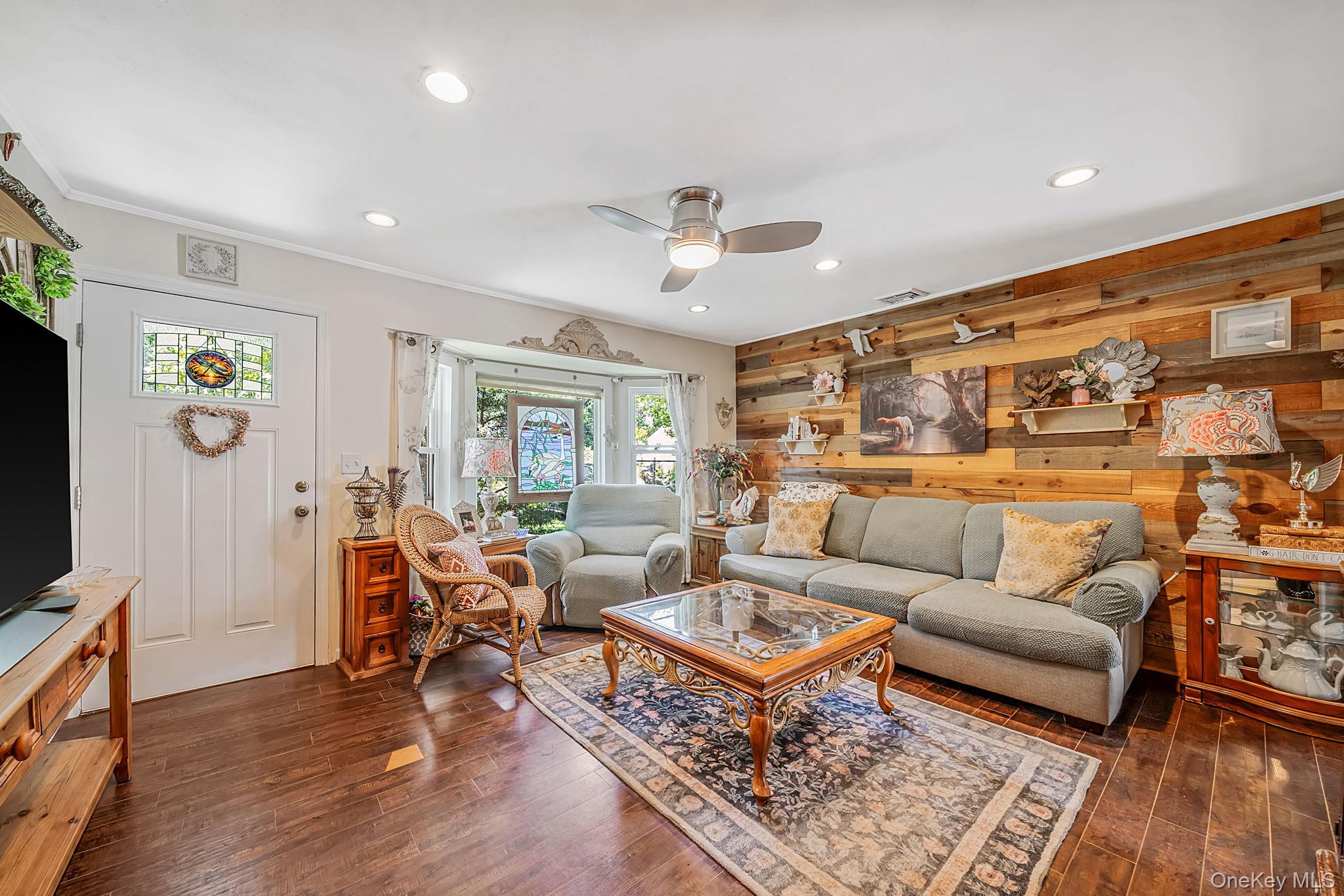 58 Royal Avenue Property Photo 6