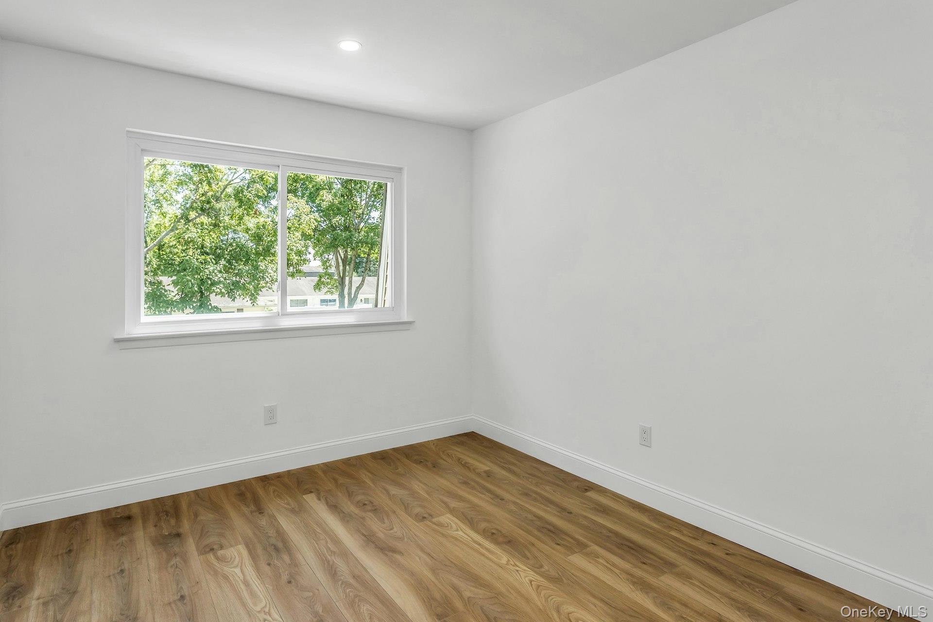 206 Storm Drive Property Photo 18