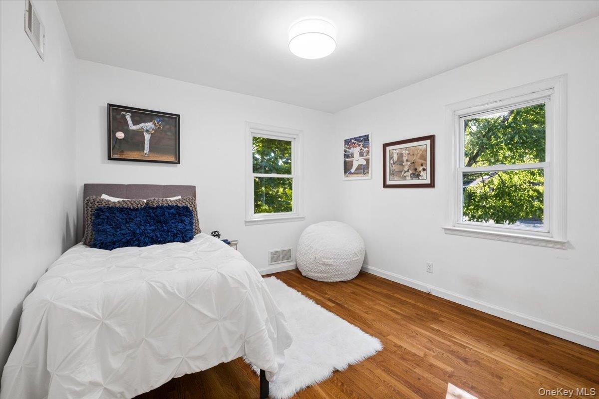 97 Runyon Place Property Photo 12
