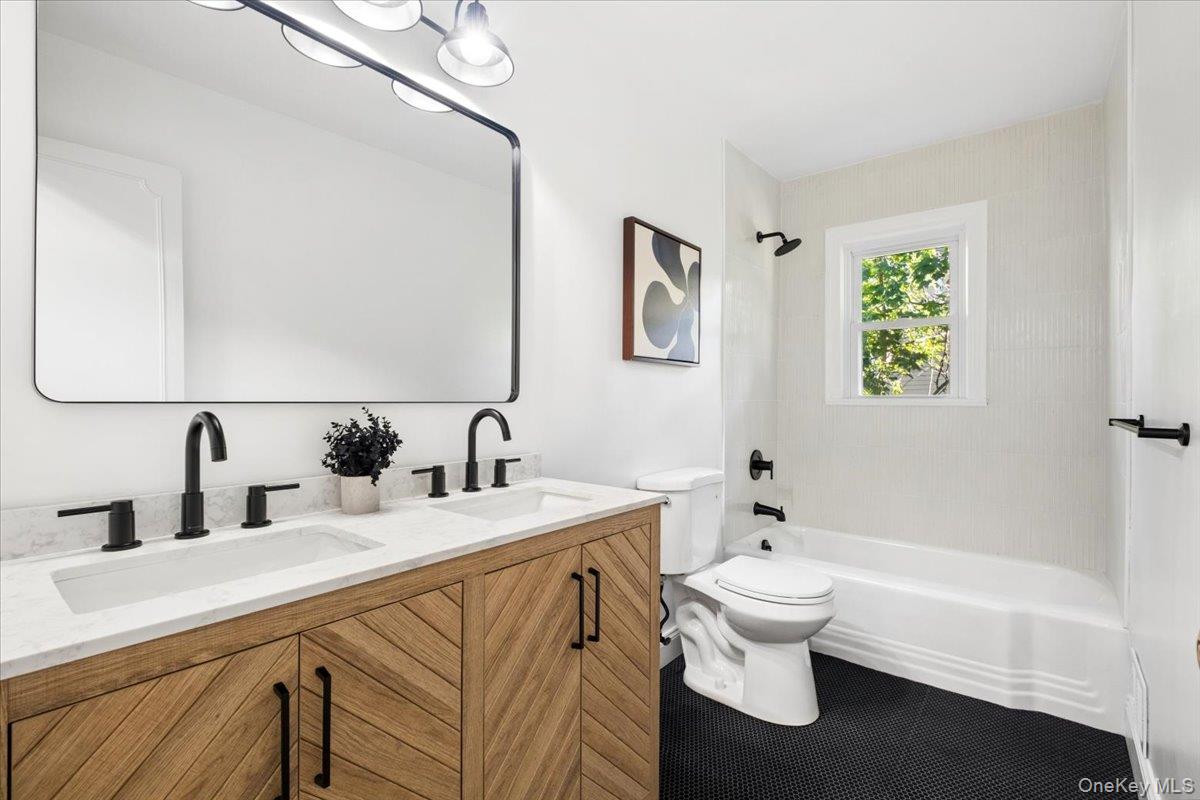 97 Runyon Place Property Photo 13