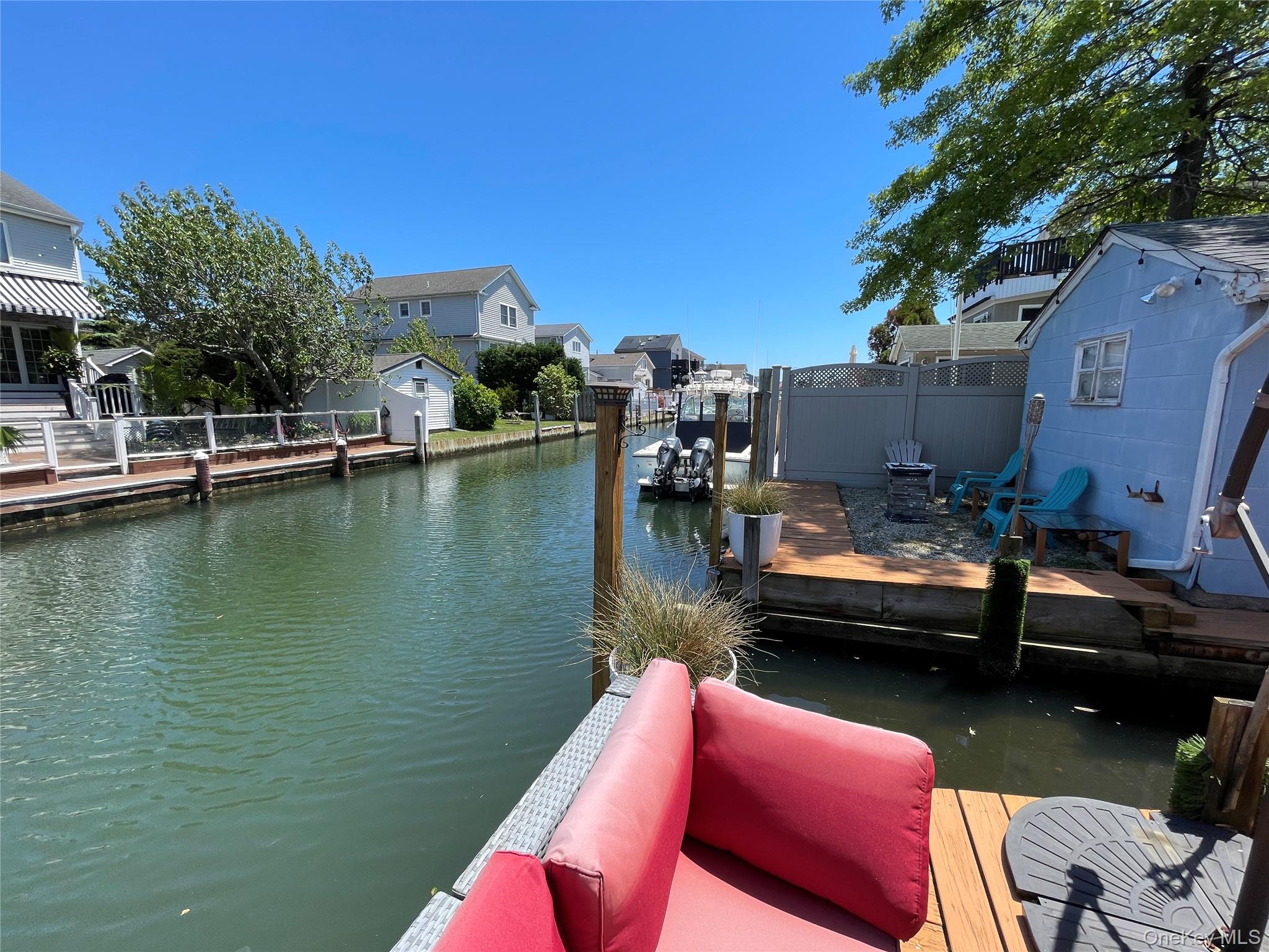 812 S 6th Street Property Photo 2