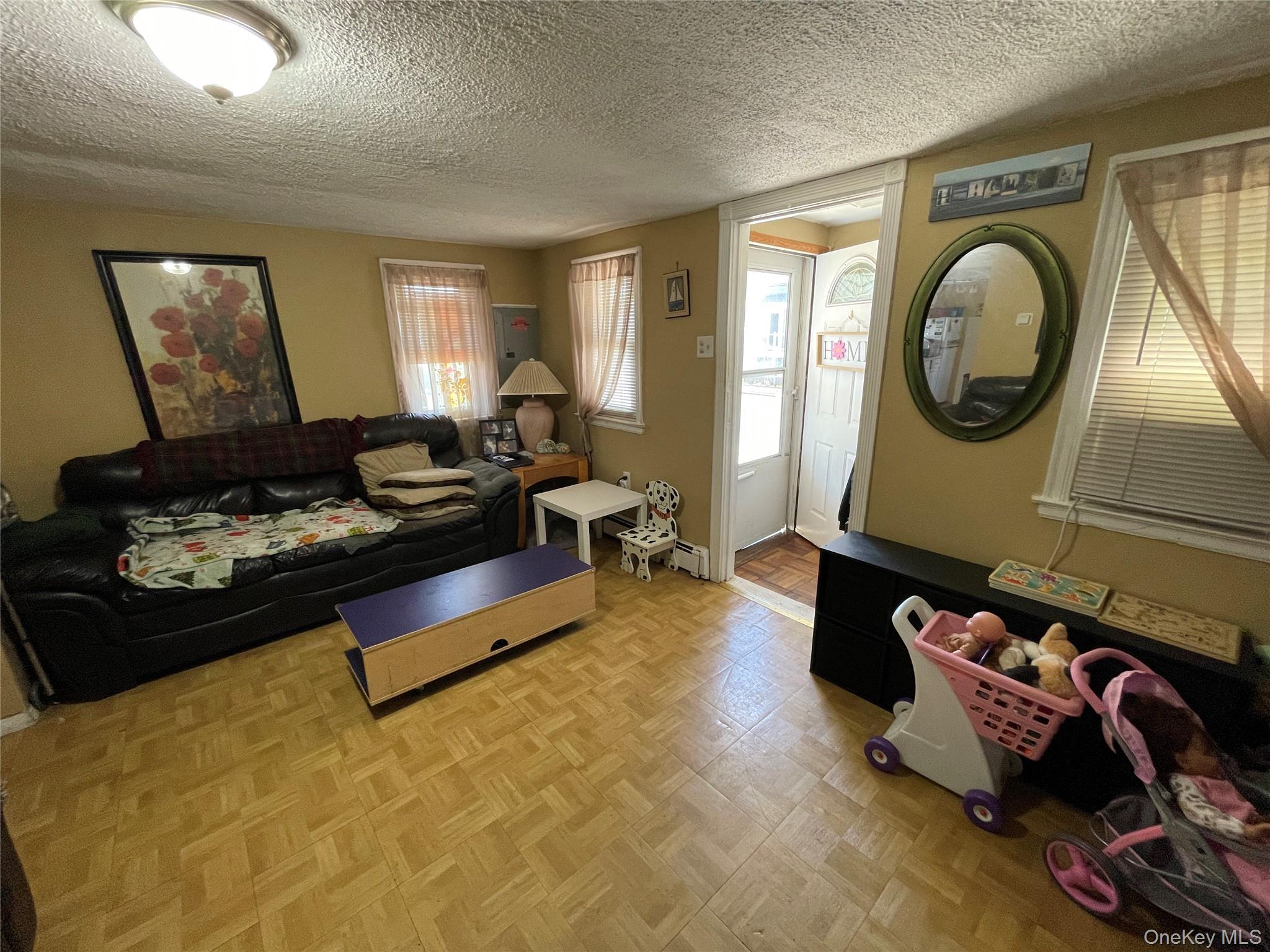 812 S 6th Street Property Photo 5