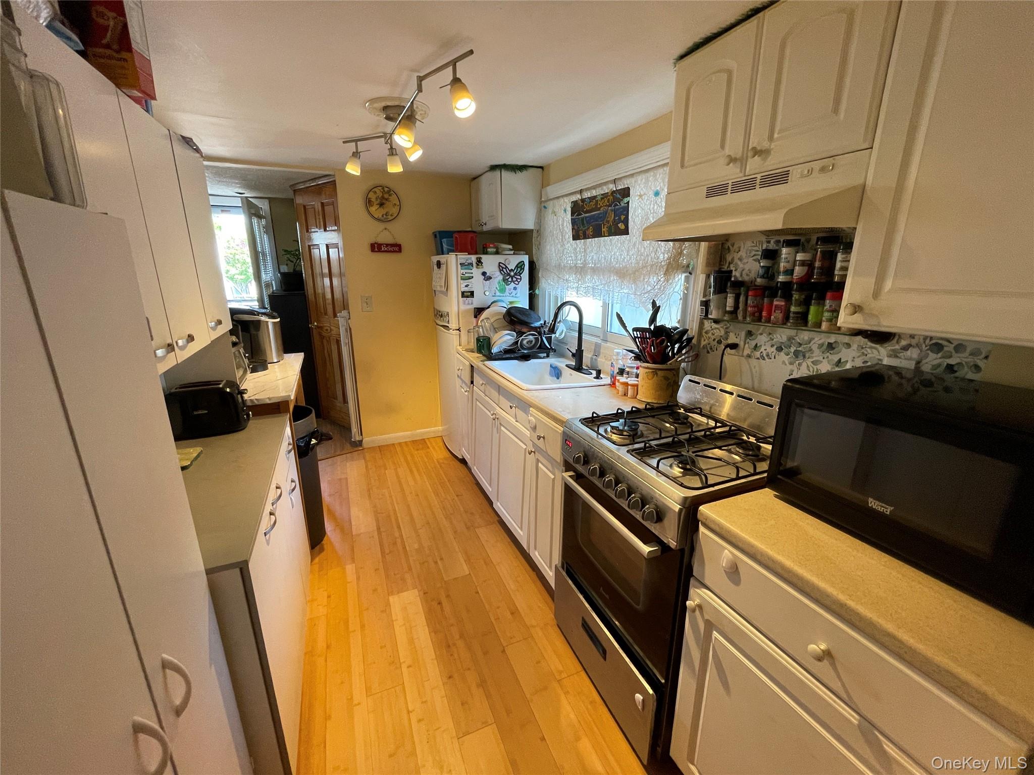 812 S 6th Street Property Photo 6
