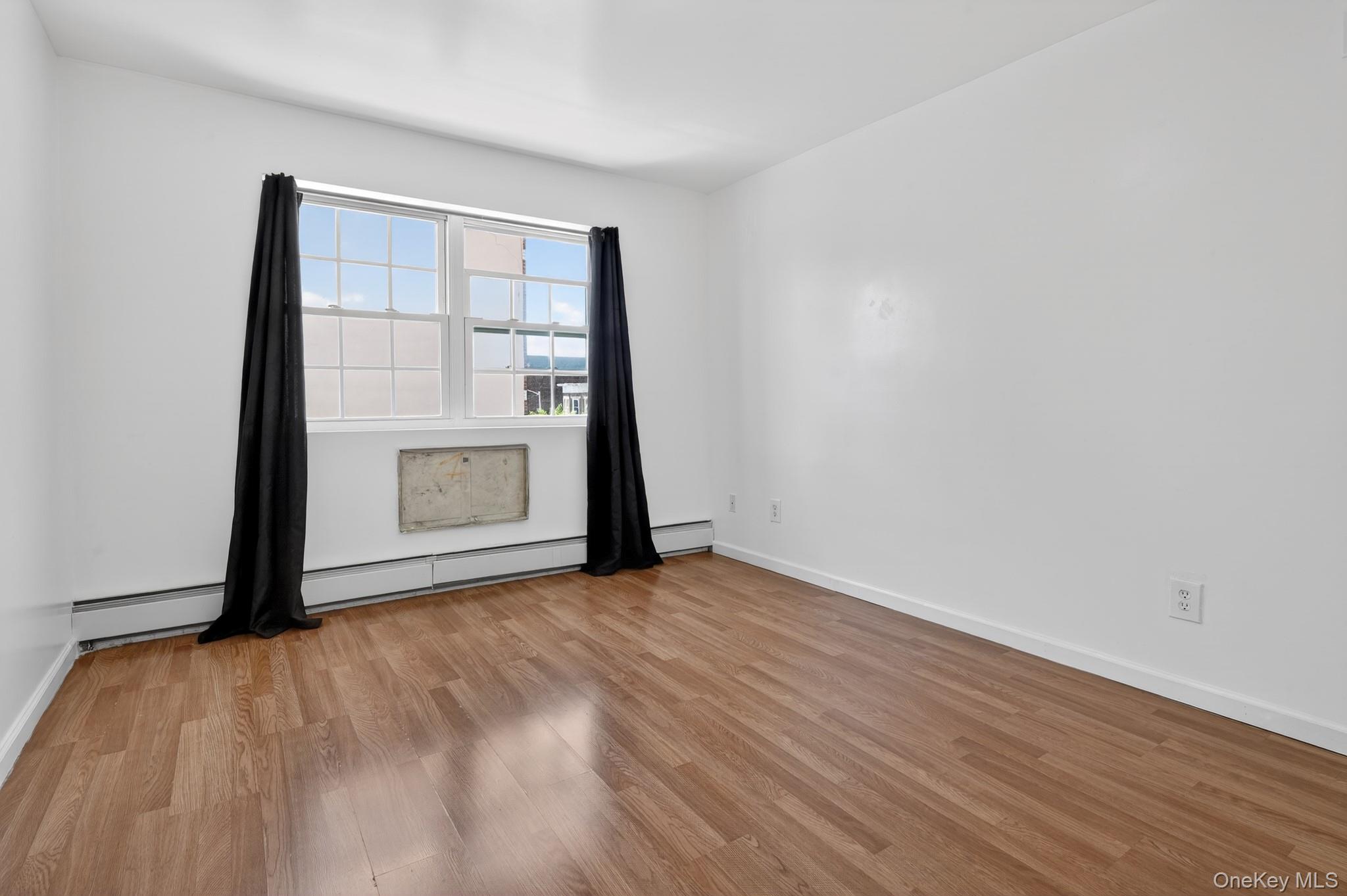 10306 35th Avenue Property Photo 6