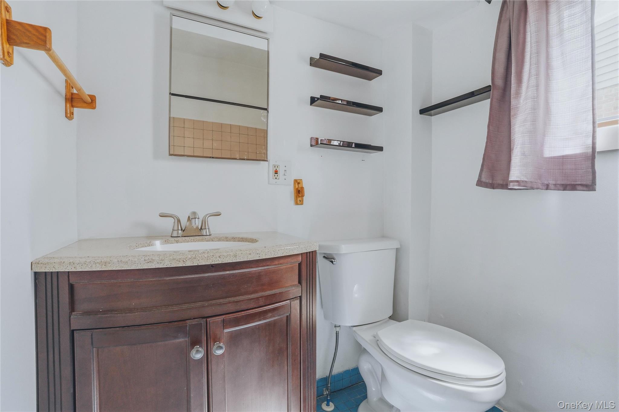 21 Church Street Property Photo 13