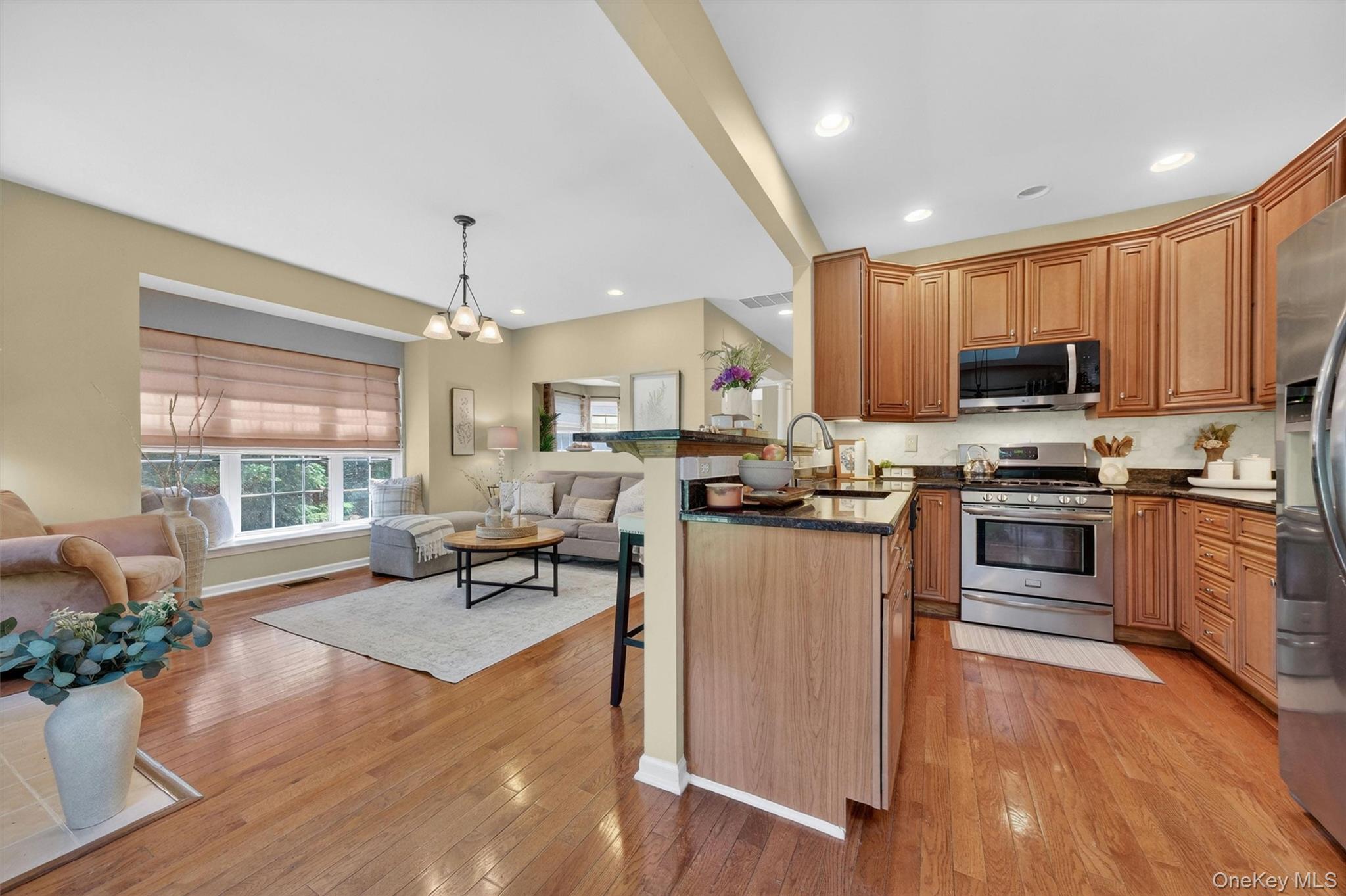 801 Huntington Drive Property Photo 17