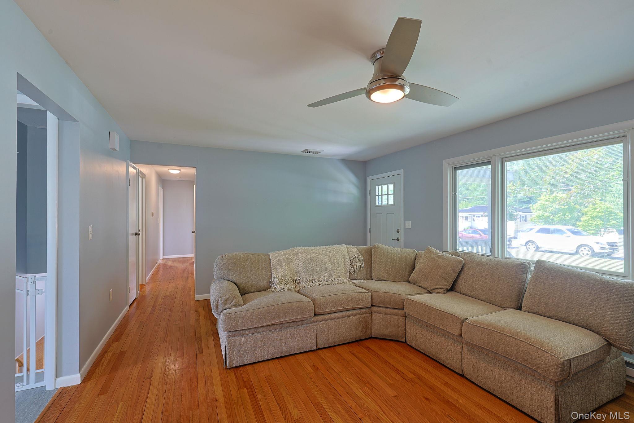 552 Lake View Terrace Property Photo 6