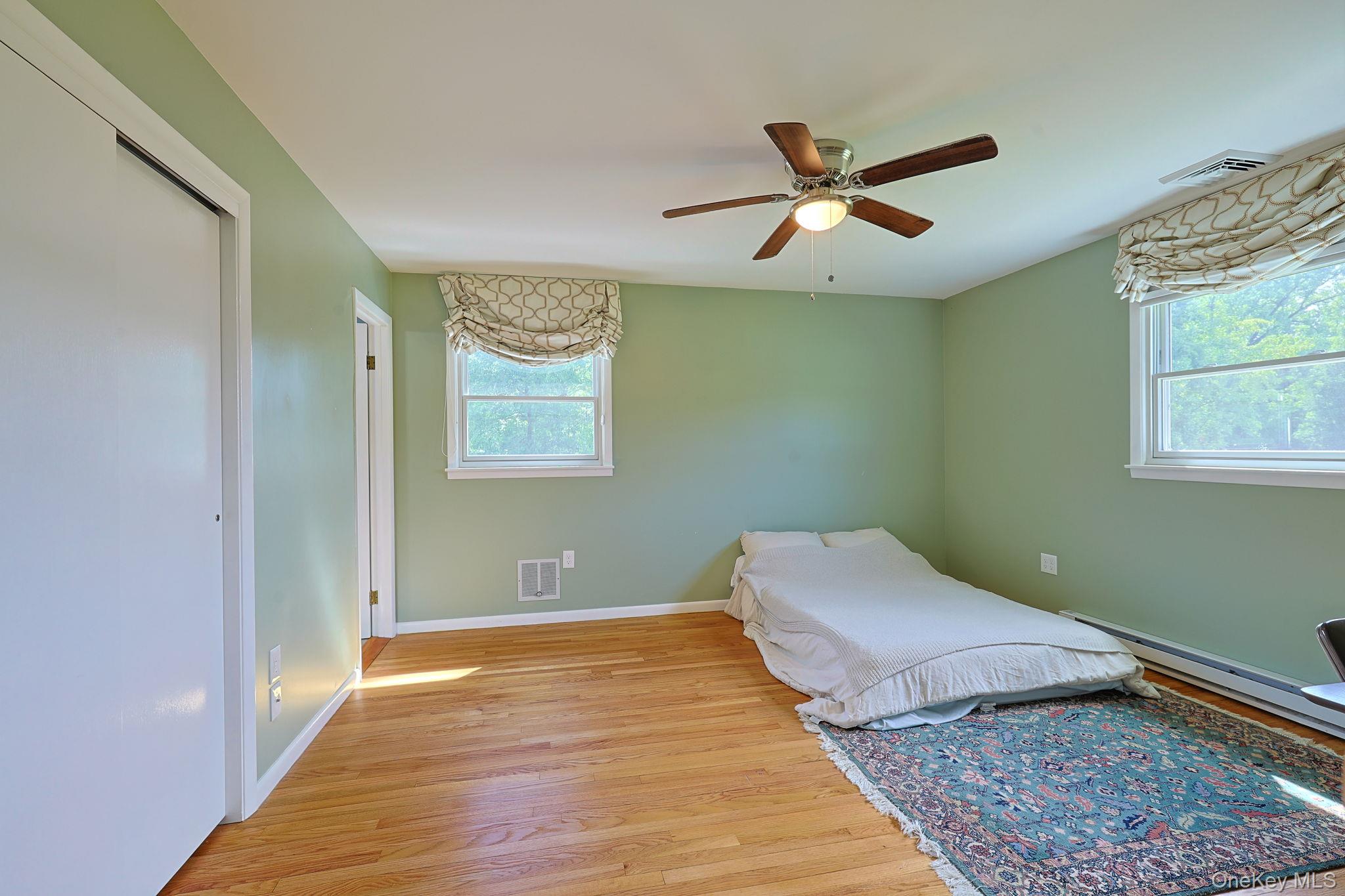 552 Lake View Terrace Property Photo 9