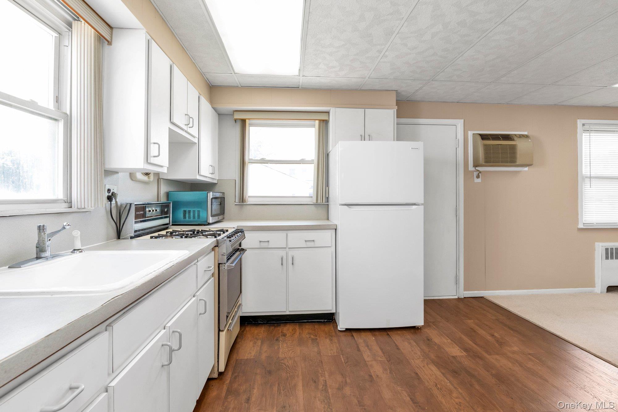 32 Jersey Street Property Photo 4