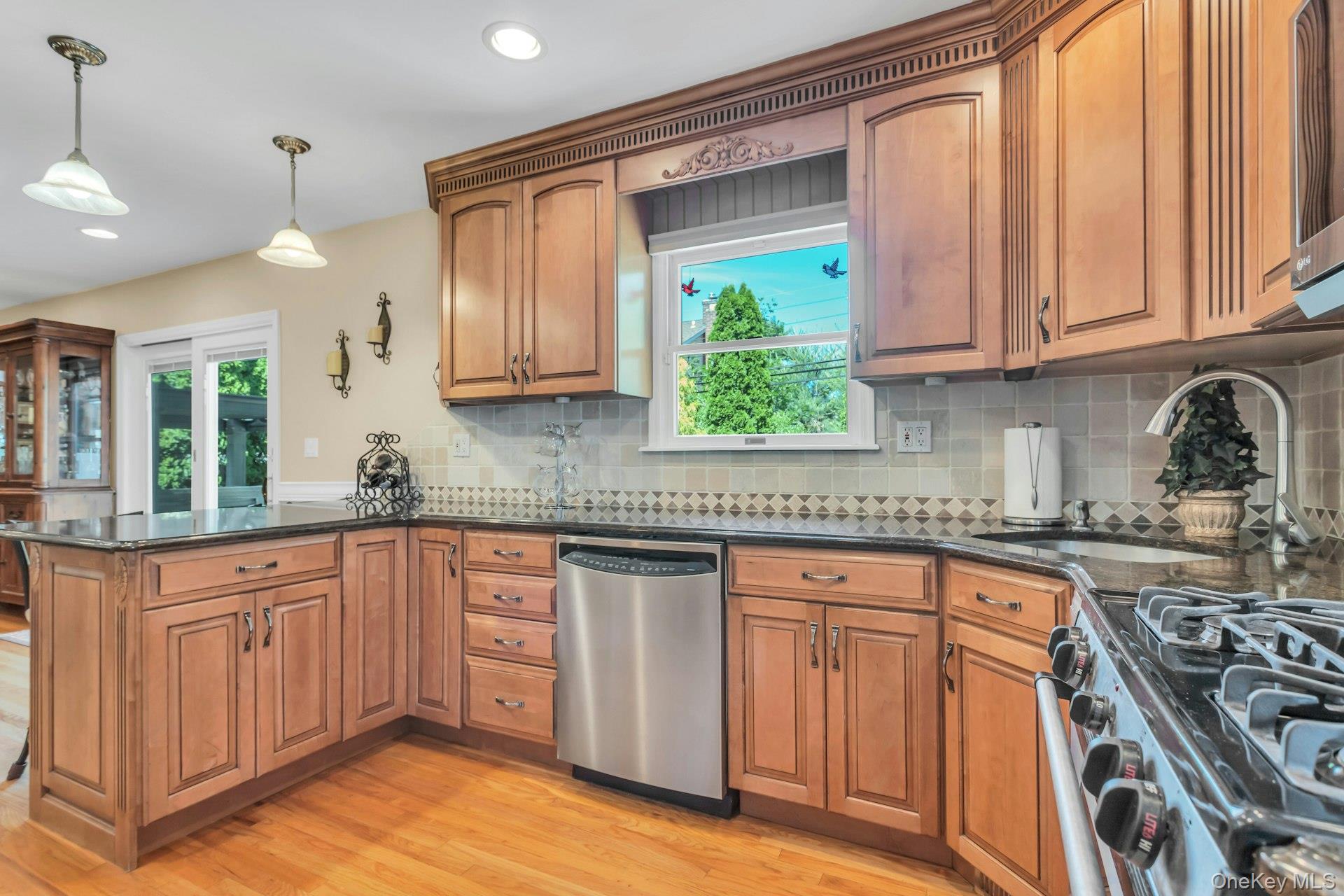 12 Pinewood Lane Property Photo 15